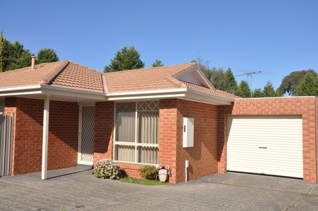 9B Allwyn Crescent, Mill Park, VIC 3082