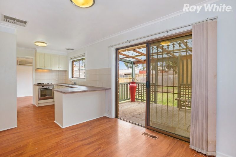 11 King Parade, Knoxfield, VIC 3180