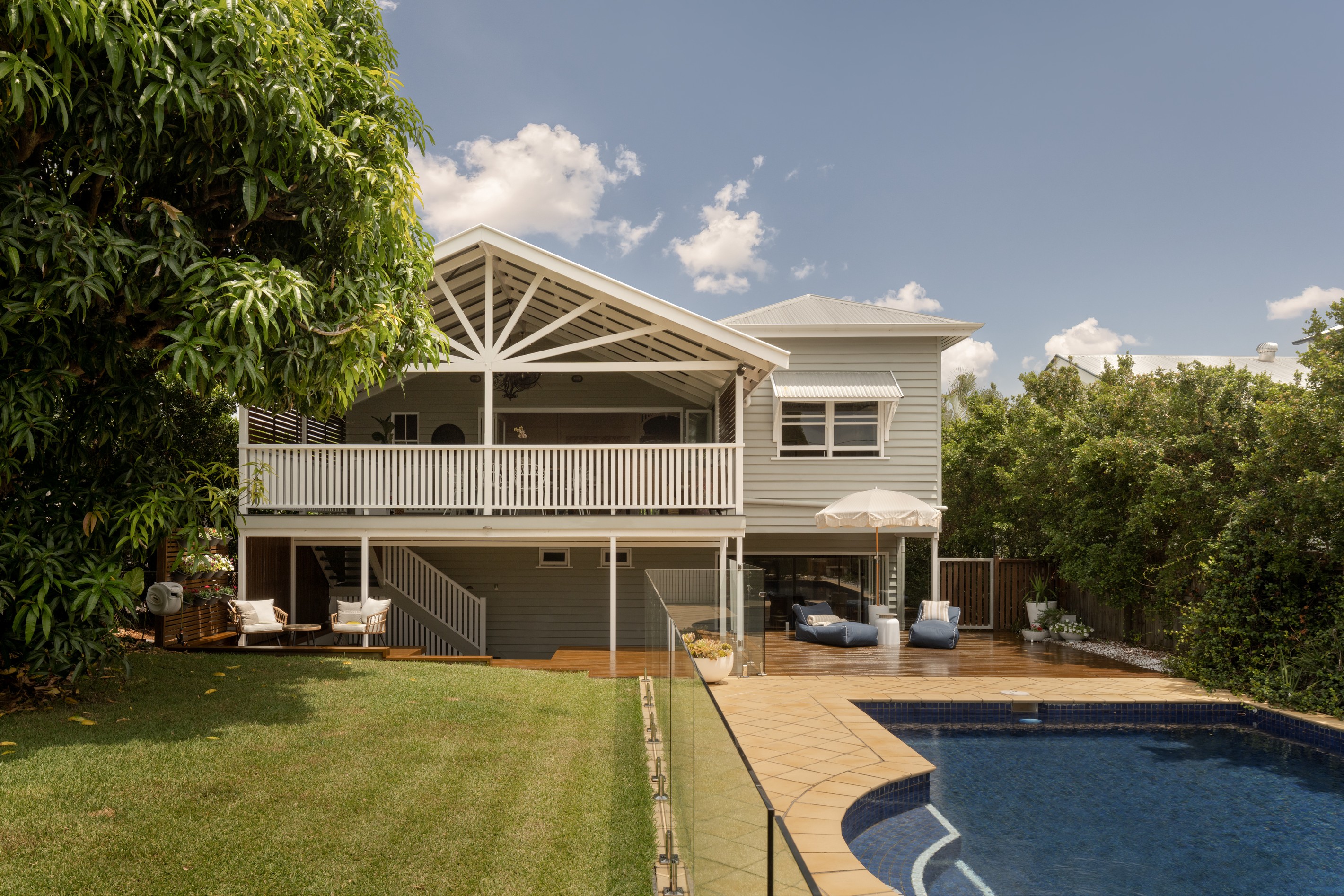 27 Banksia Avenue, Ashgrove, QLD 4060