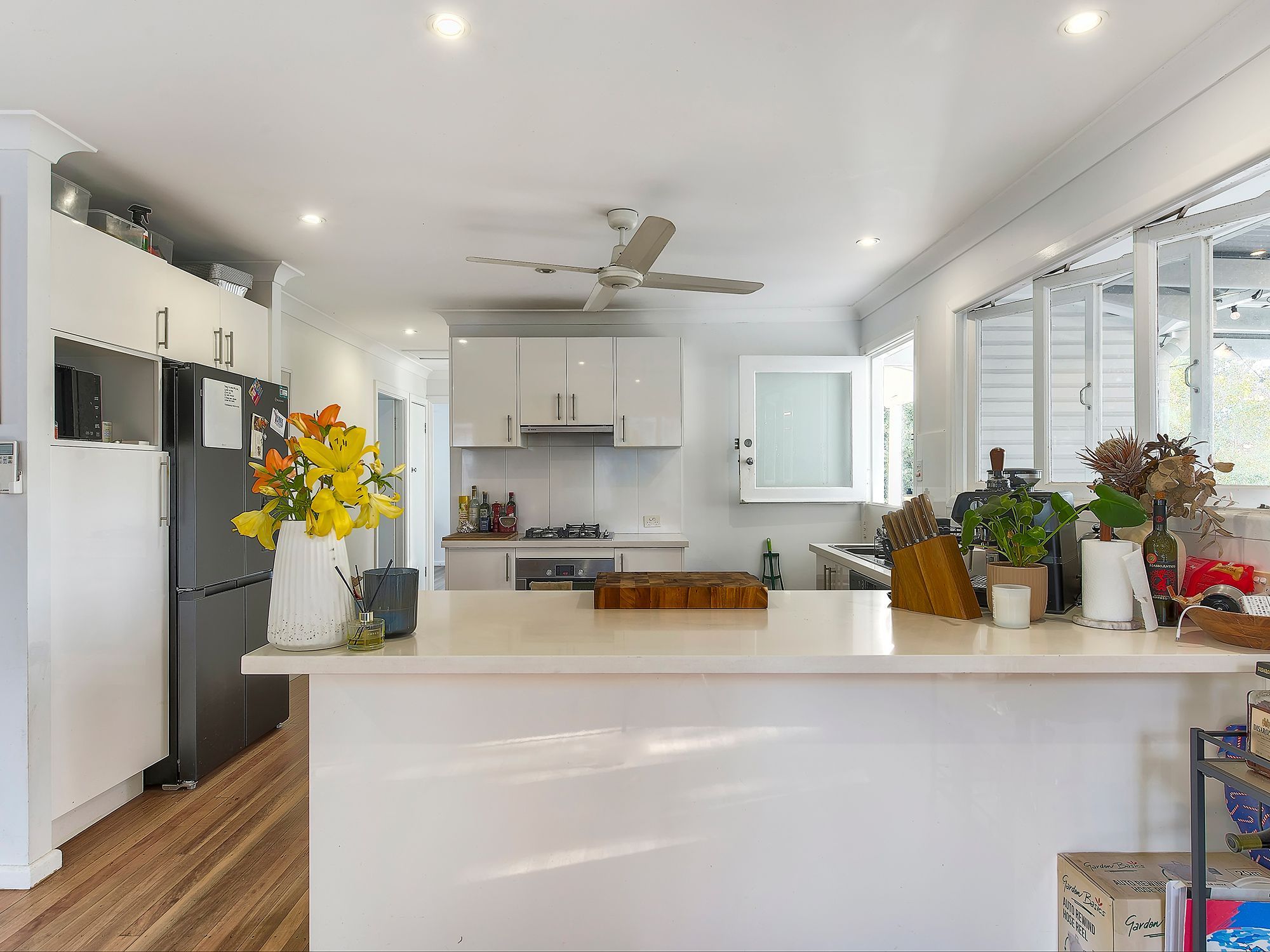 20 Chuter Street — photo 4 of 13