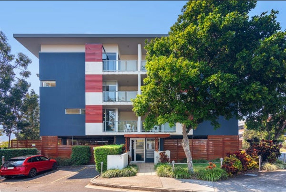 1 & 14/5 Carey Lane, Southport, QLD 4215