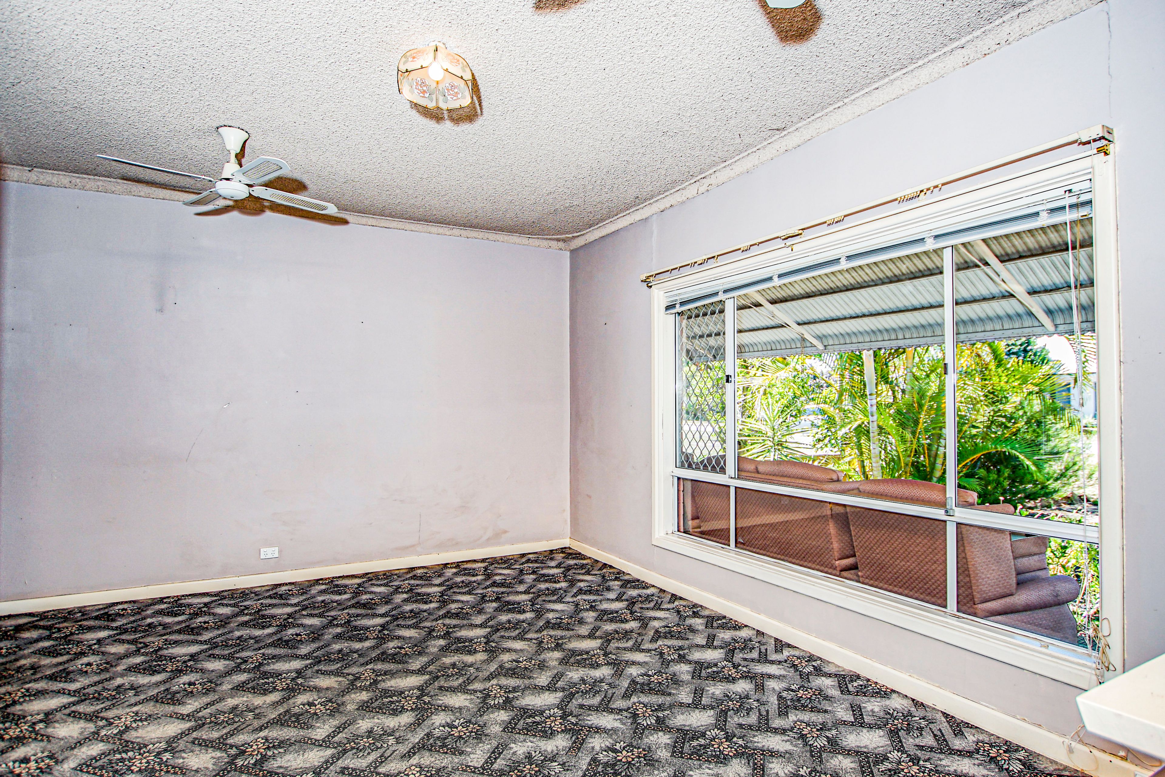 18 Oakland Avenue, Cloverdale, WA 6105