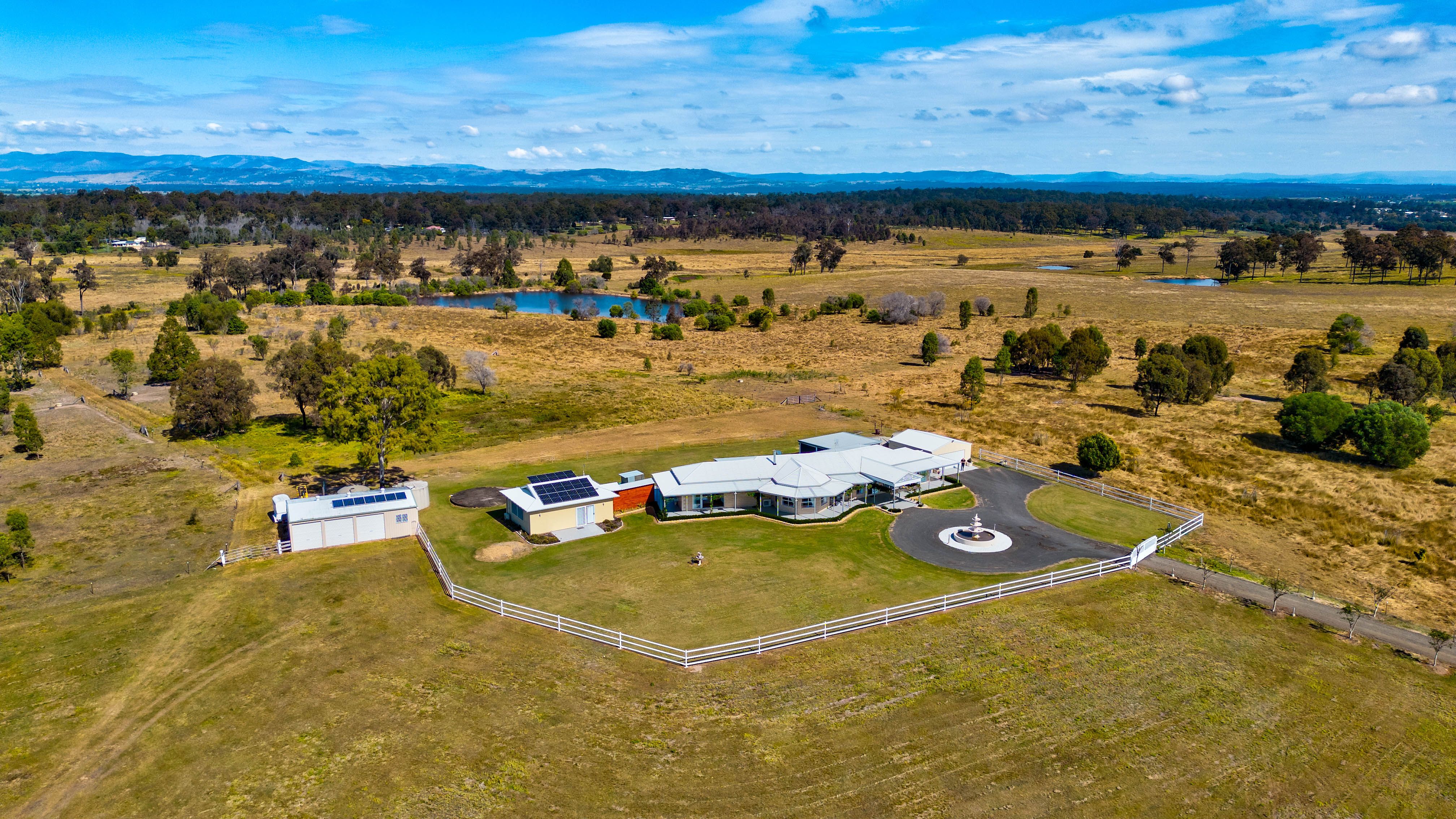 13 Zabel Drive, Plainland, QLD 4341