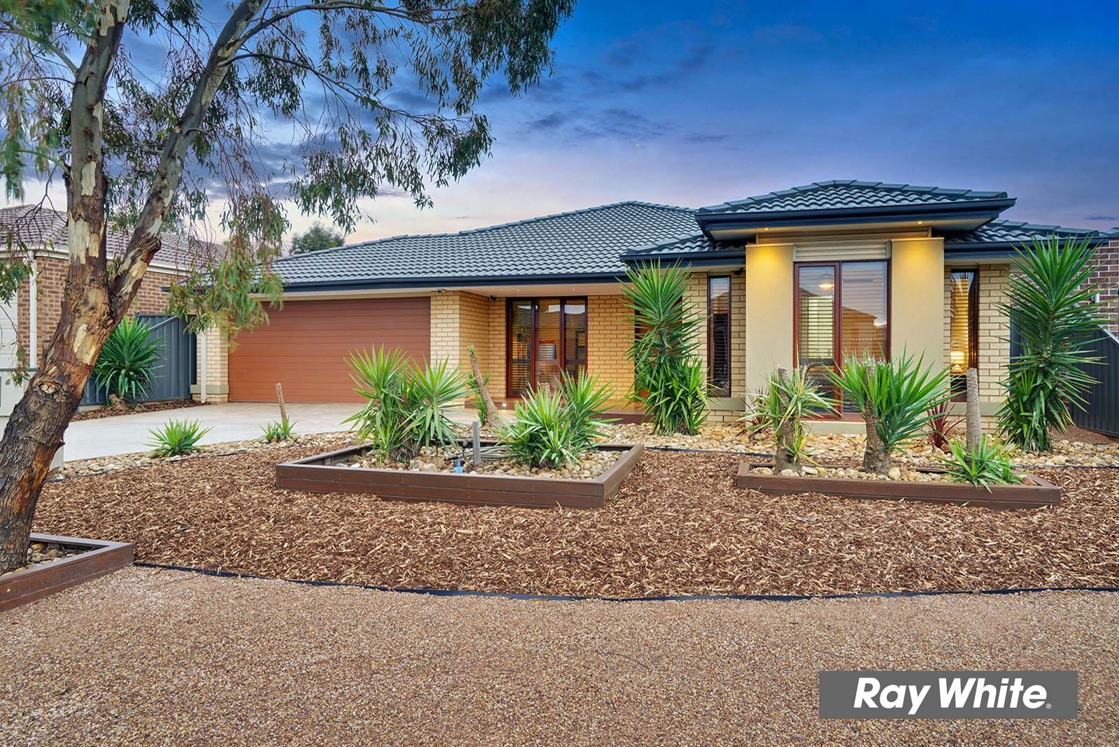 13 Toorongo Circuit, Truganina, VIC 3029