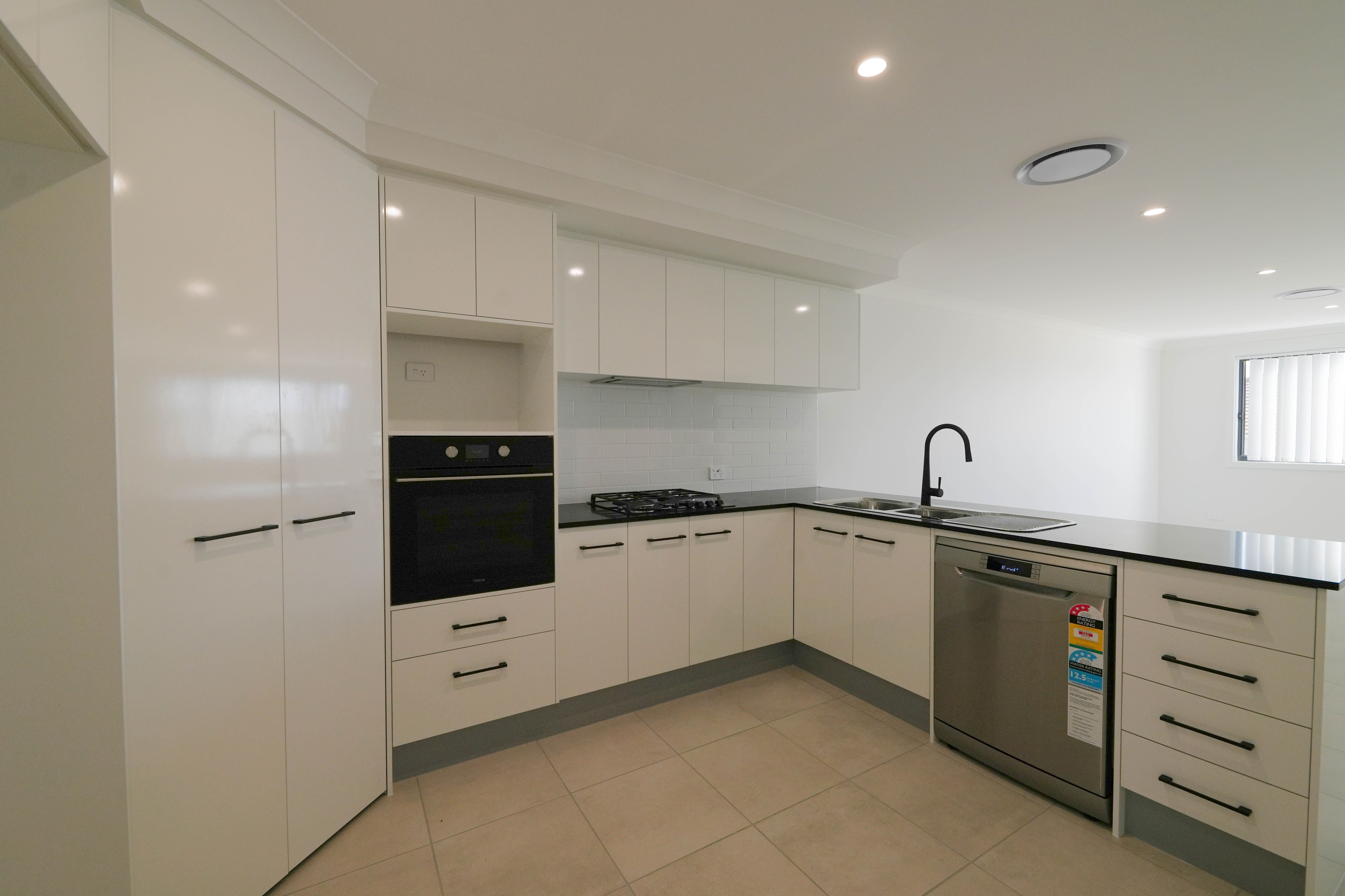23B Vaucluse Place — photo 5 of 14