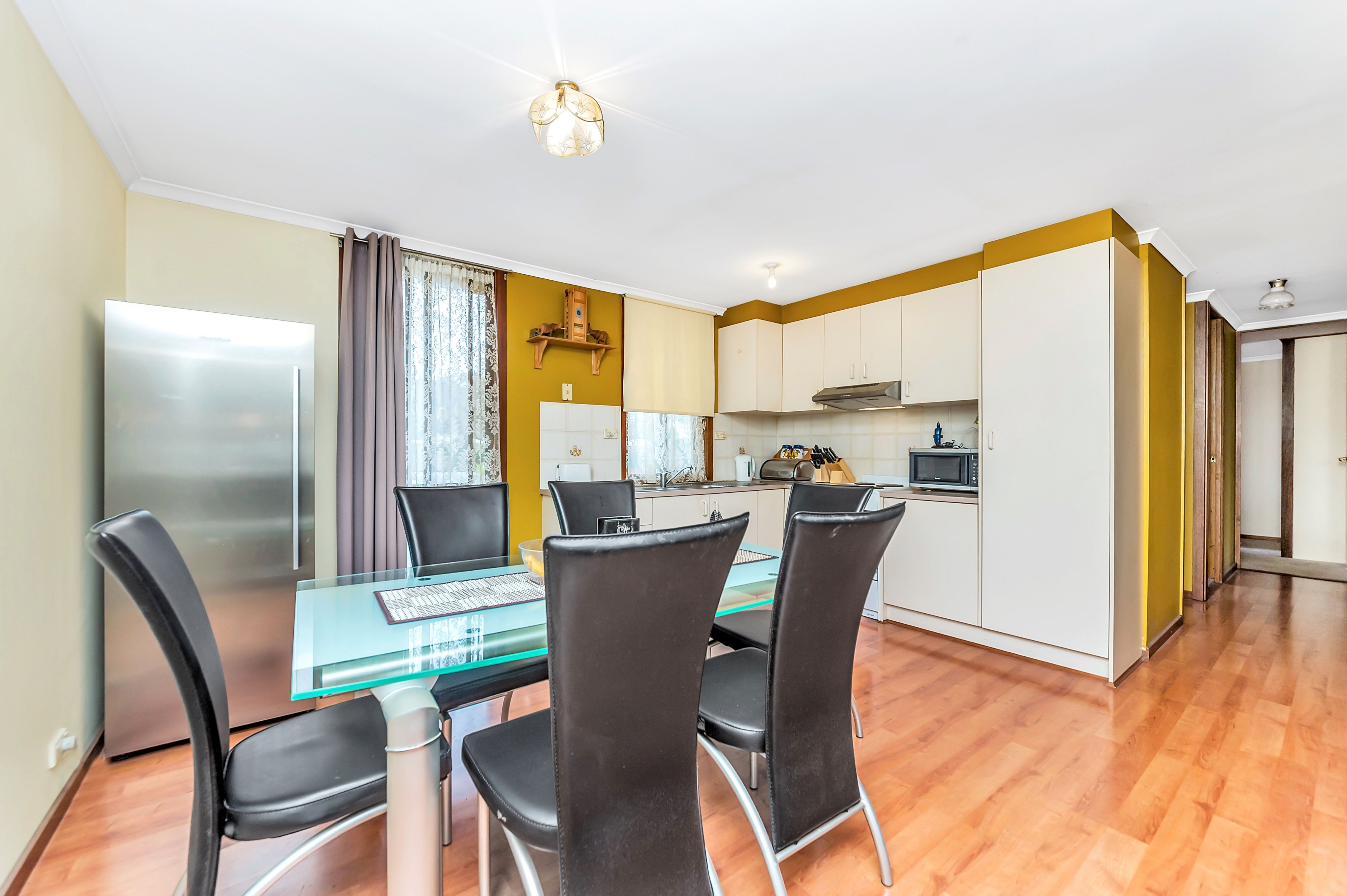 27 Dunn Street, Queanbeyan, NSW 2620