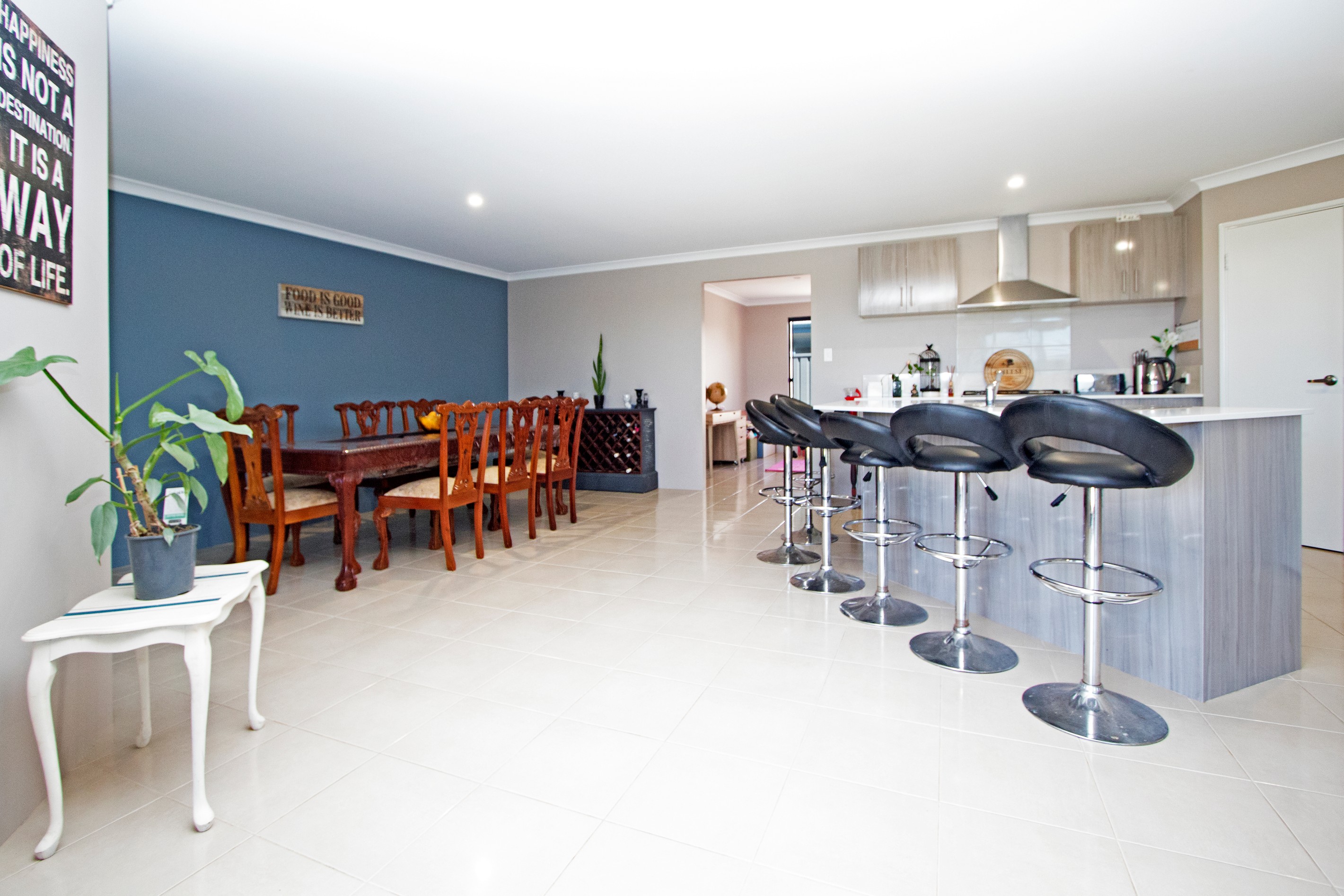 7 Bremer Parade, Jurien Bay, WA 6516