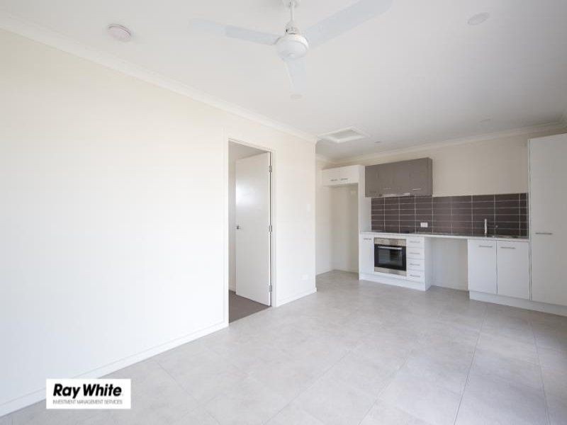 2/102 Lamington Drive, Redbank Plains, QLD 4301