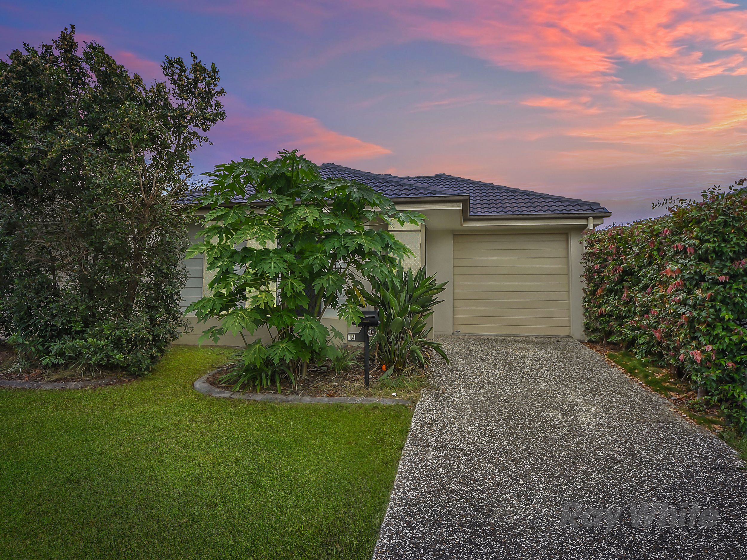 14 Severn Crescent, North Lakes, QLD 4509