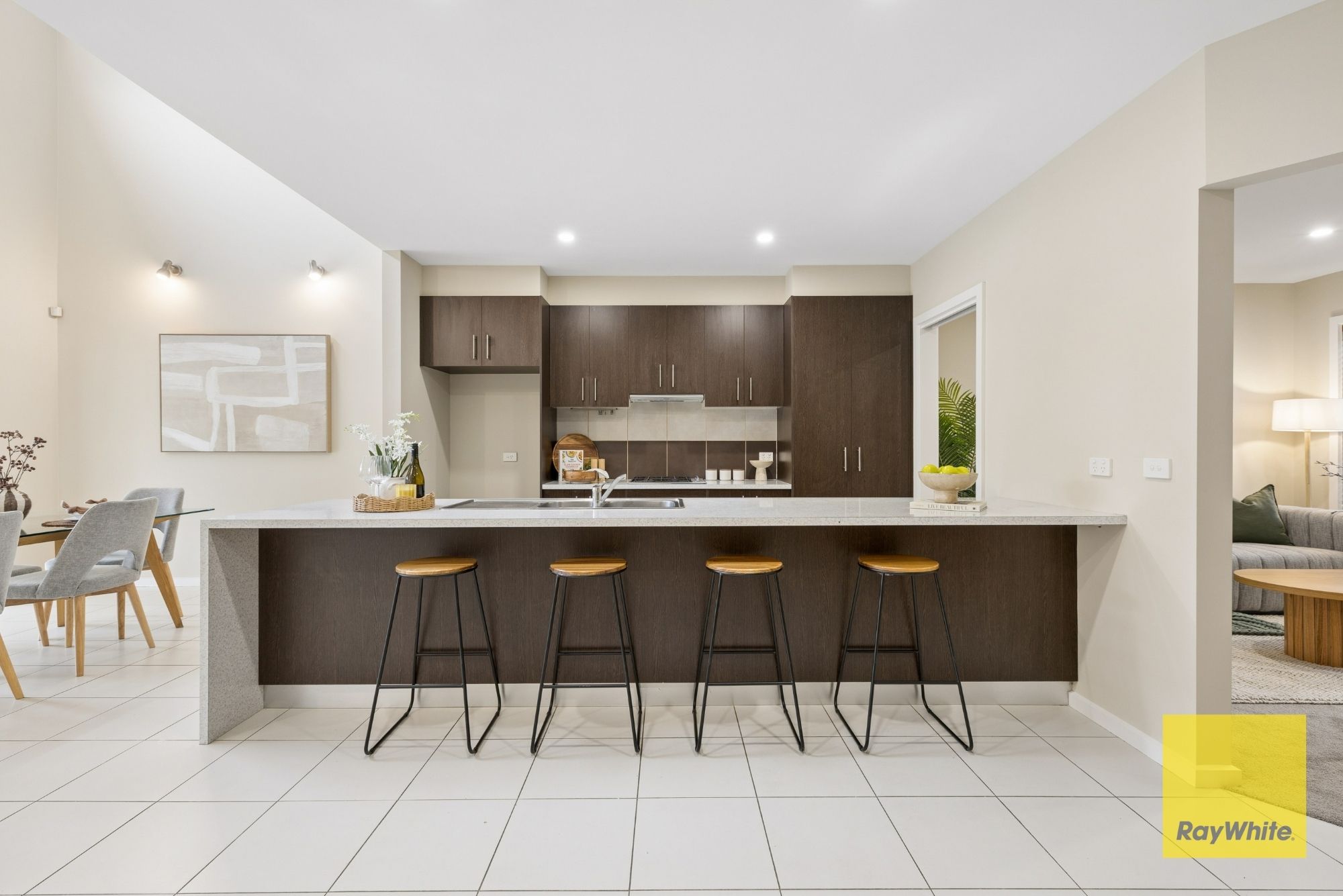 29 Hyde Park Terrace — photo 5 of 26