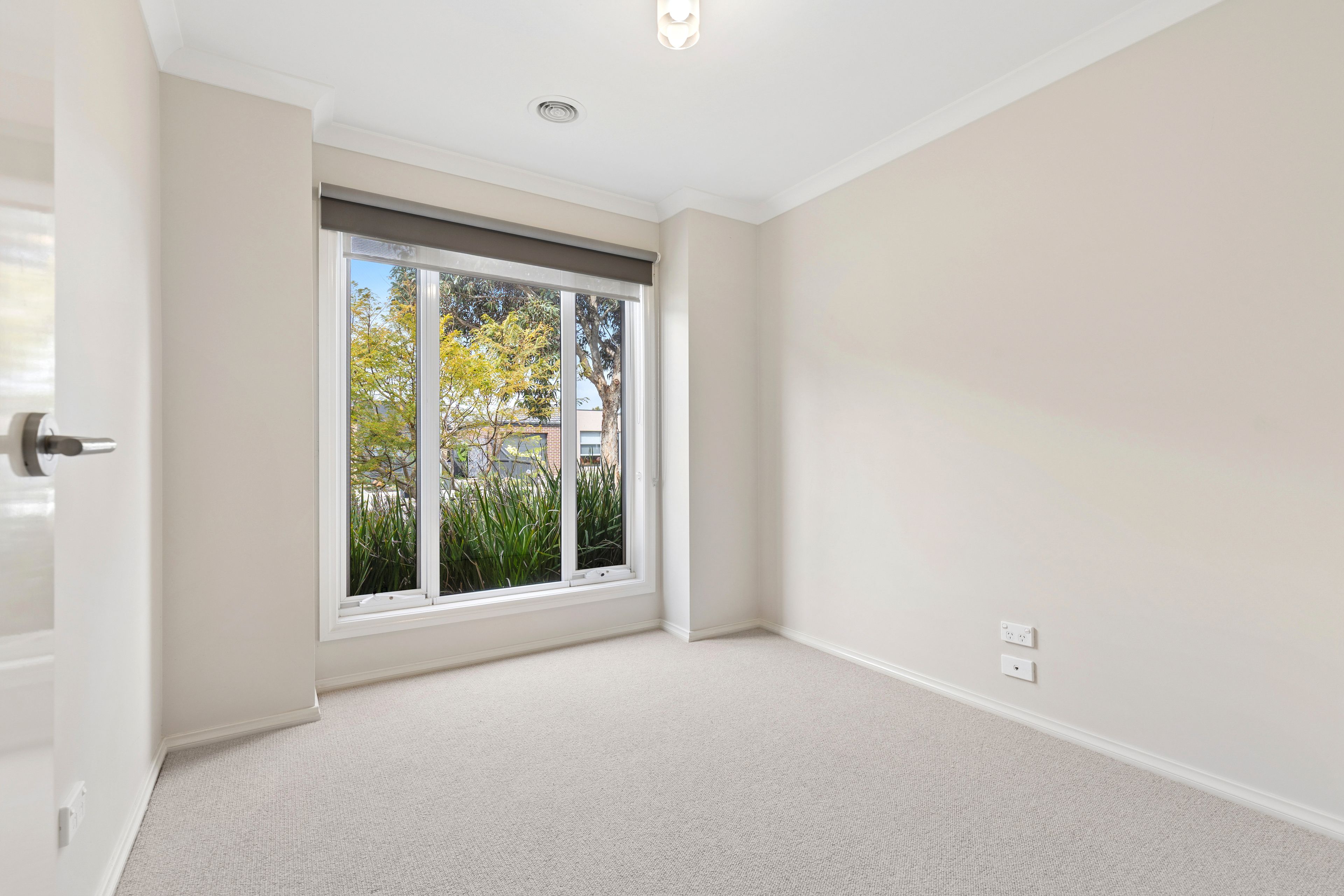 6 Oriondo Way — photo 2 of 12