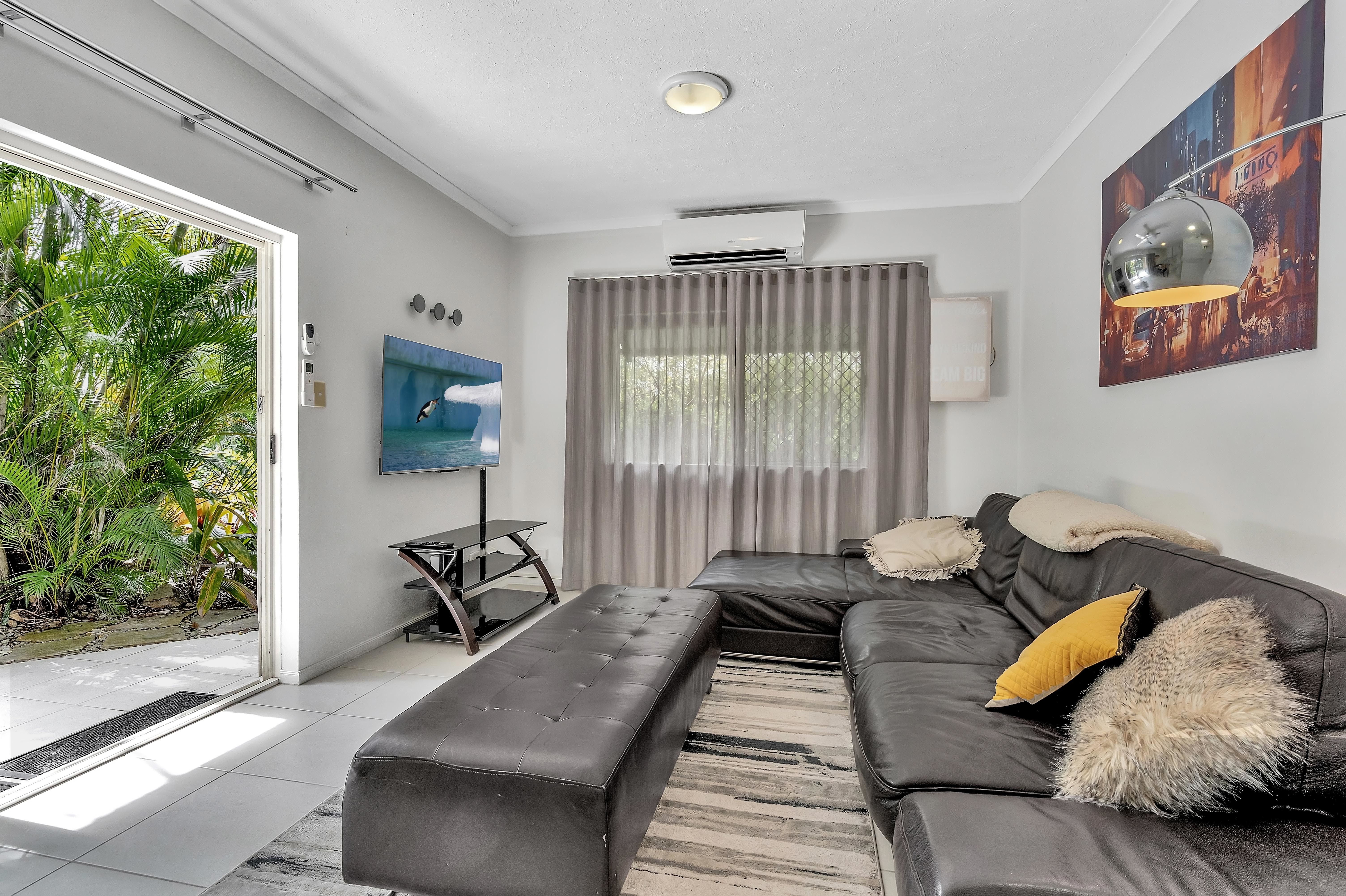 9/4-5 Hollett Close, Manunda, QLD 4870