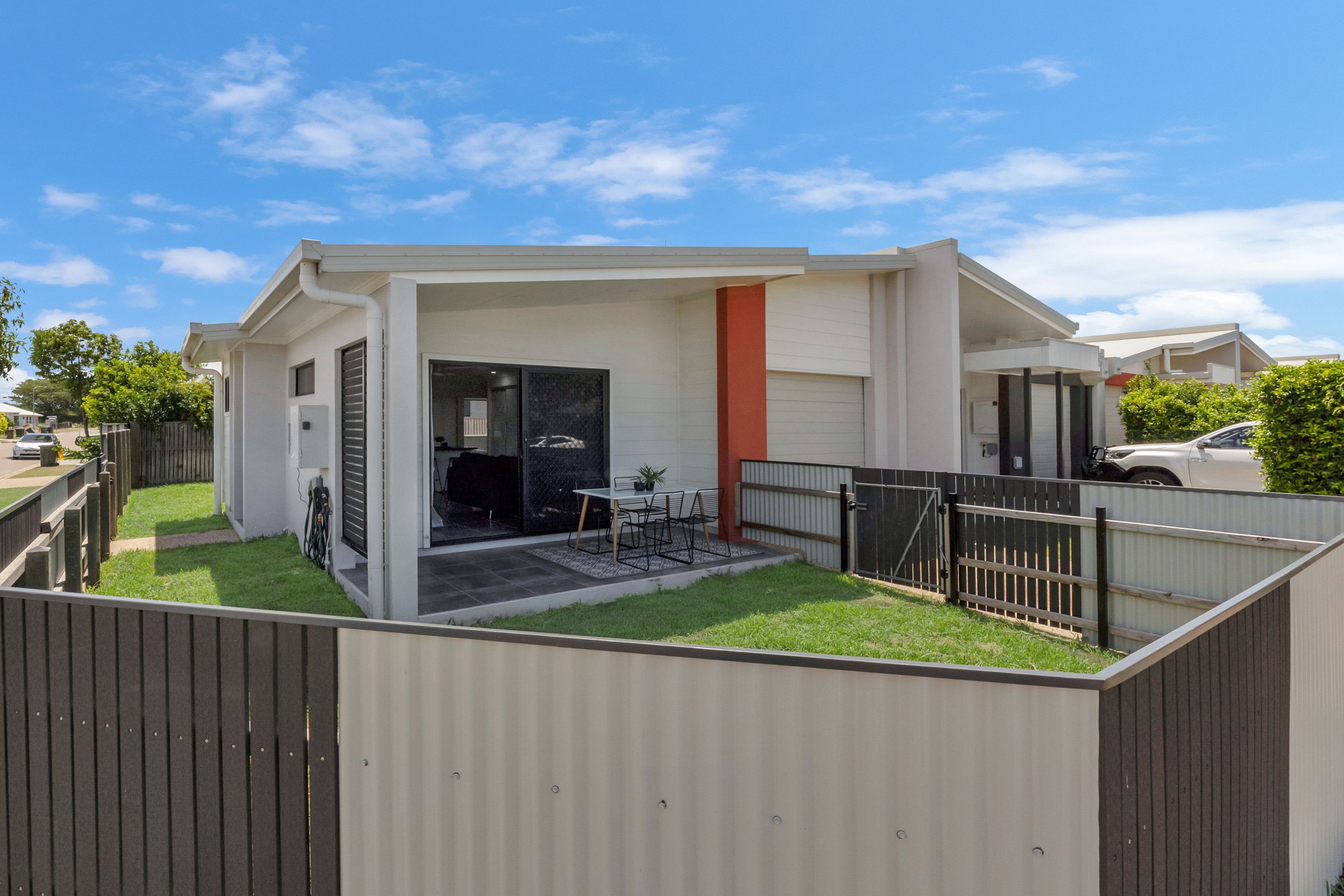 97 Riveredge Boulevard, Oonoonba QLD 4811