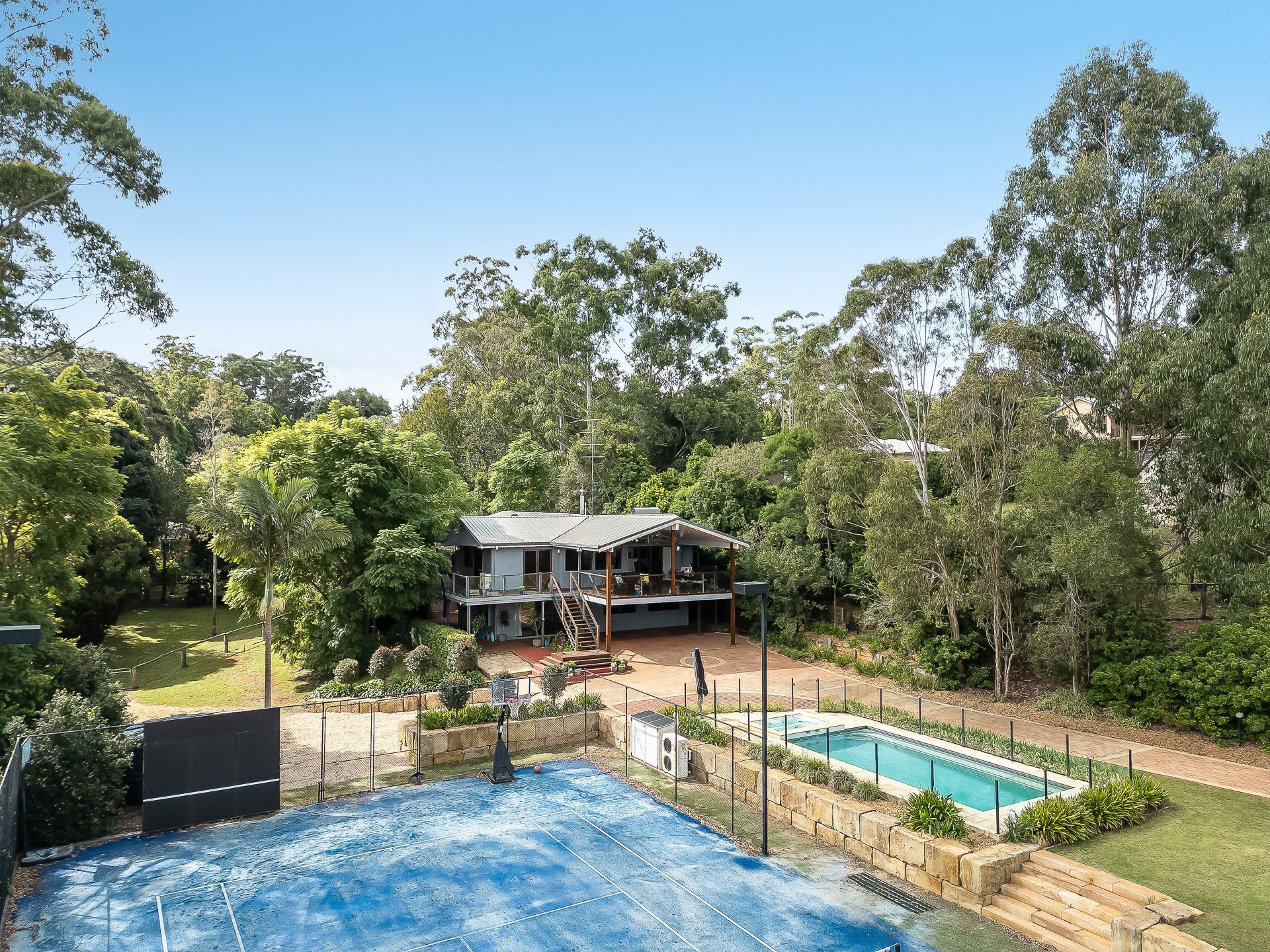 8 Leavy Court, Middle Ridge, QLD 4350 - Sold House - Ray White ...