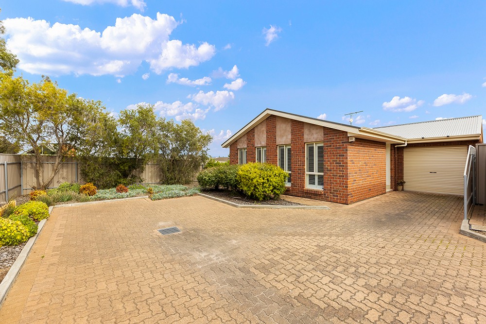 1/2 Olivier Terrace, Hallett Cove, SA 5158