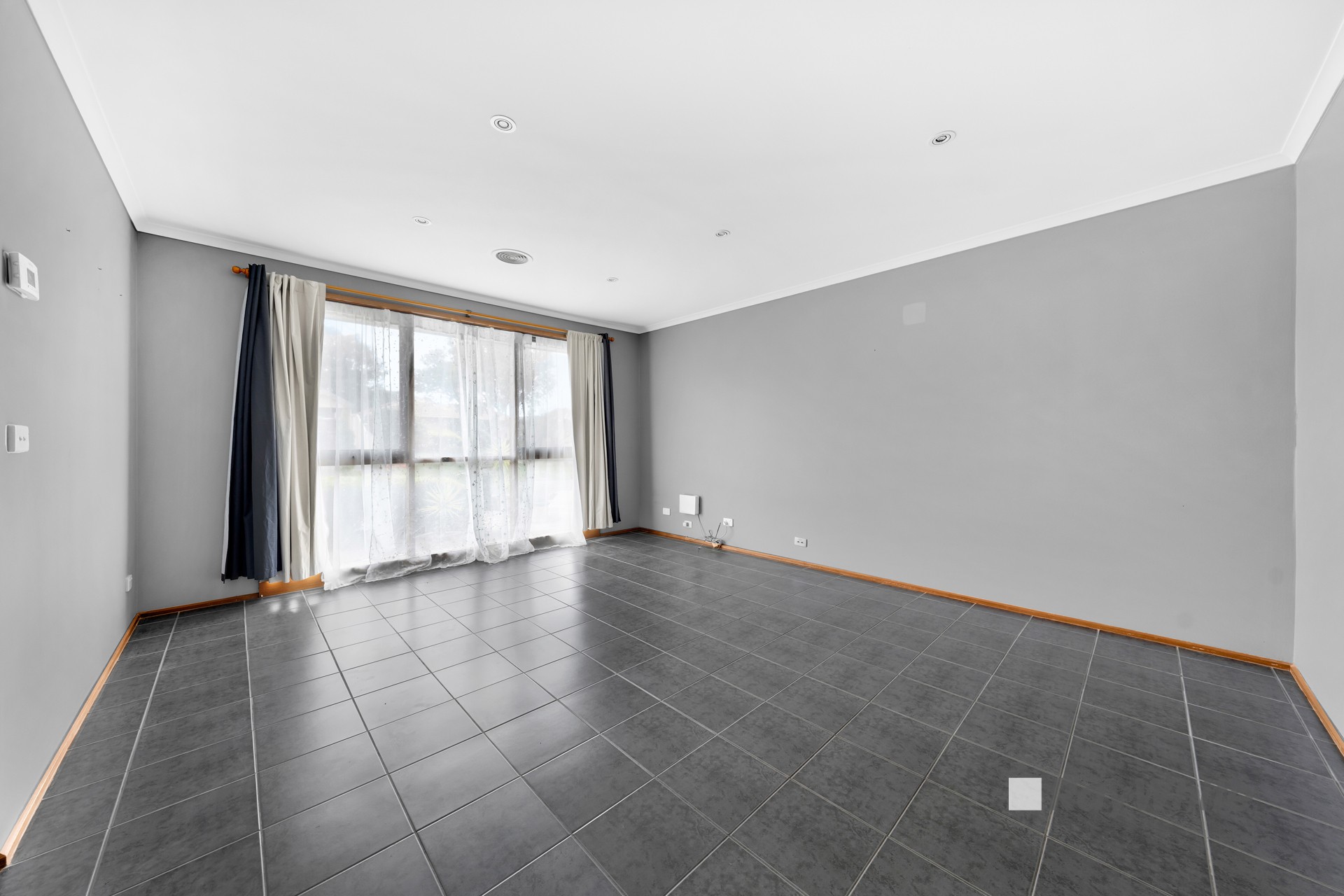 11 Mollison Hill, Hampton Park, VIC 3976