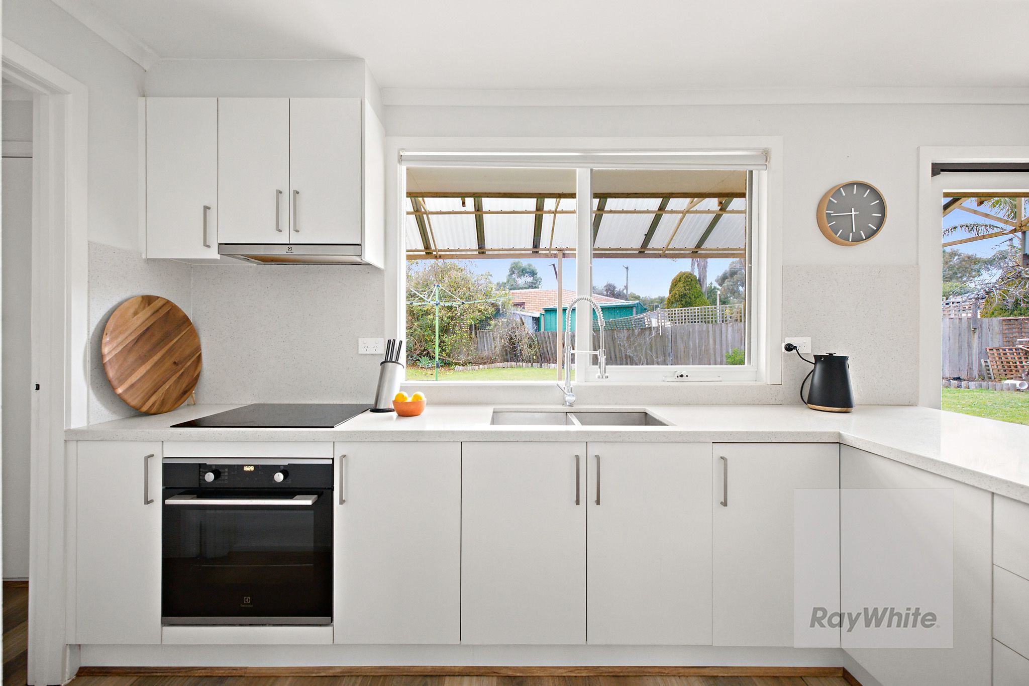 10 Dorrington Court — photo 6 of 15