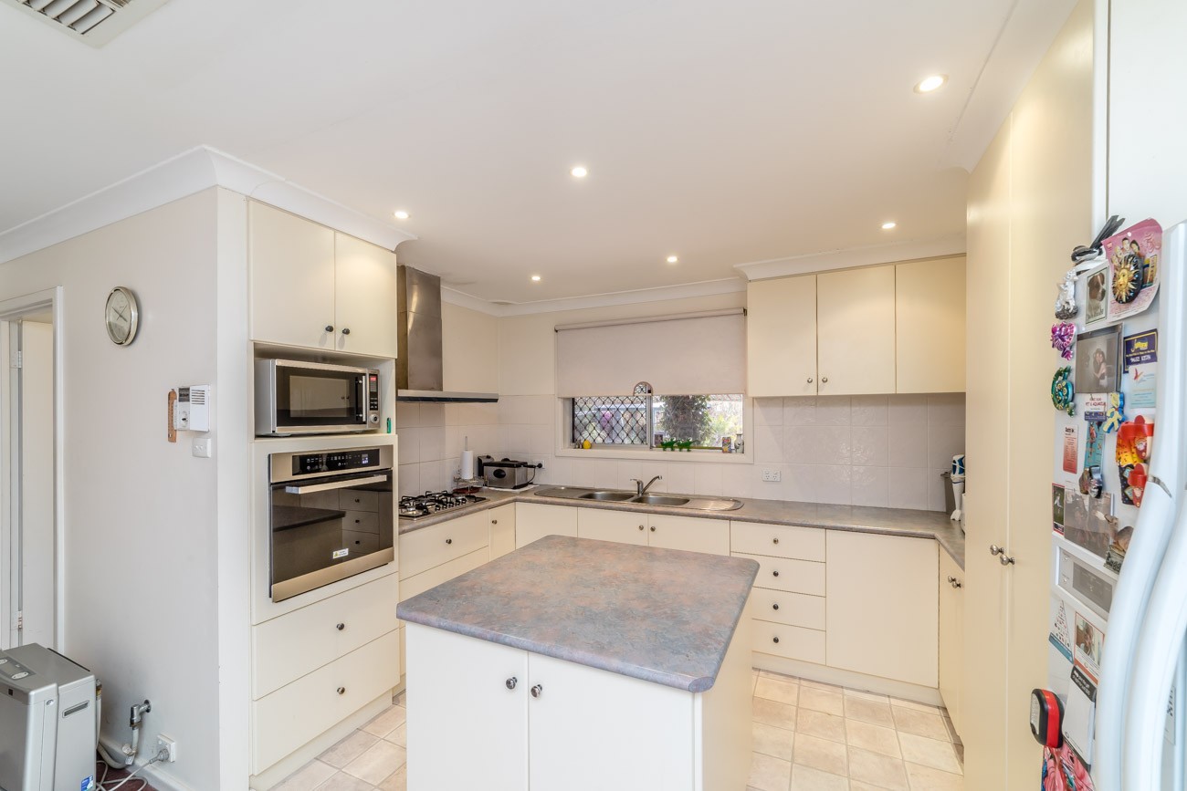 72 Abraham Street, Utakarra, WA 6530