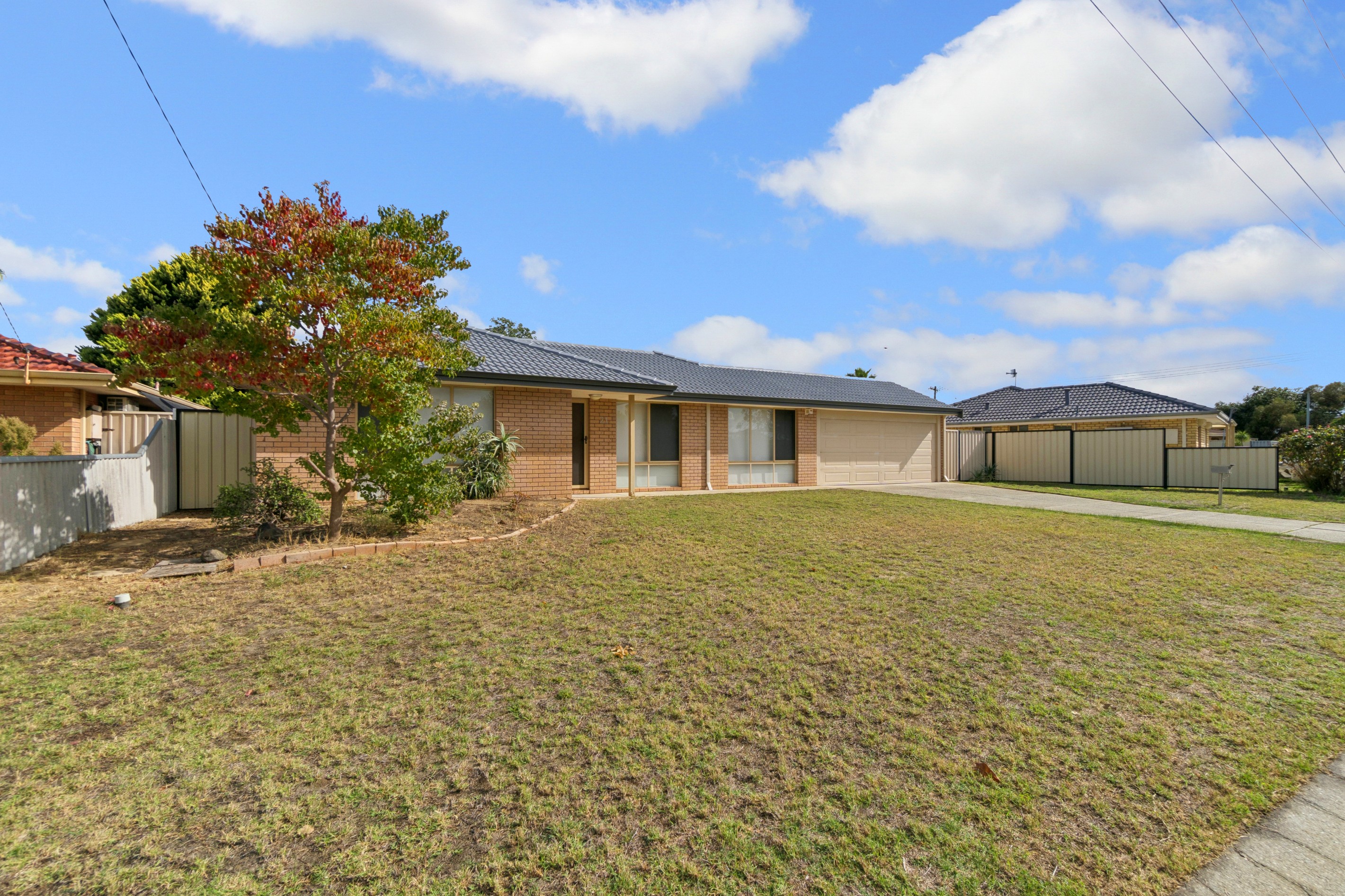 21 Columbia Way, Beechboro, WA 6063