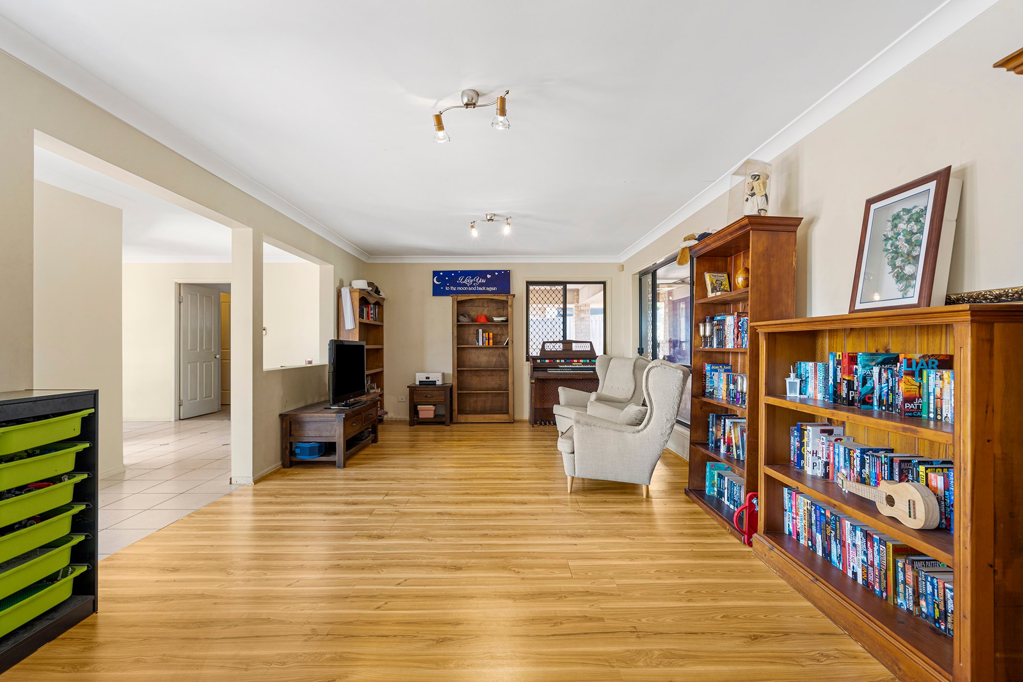 27 Hamersley Place, Parkinson, QLD 4115