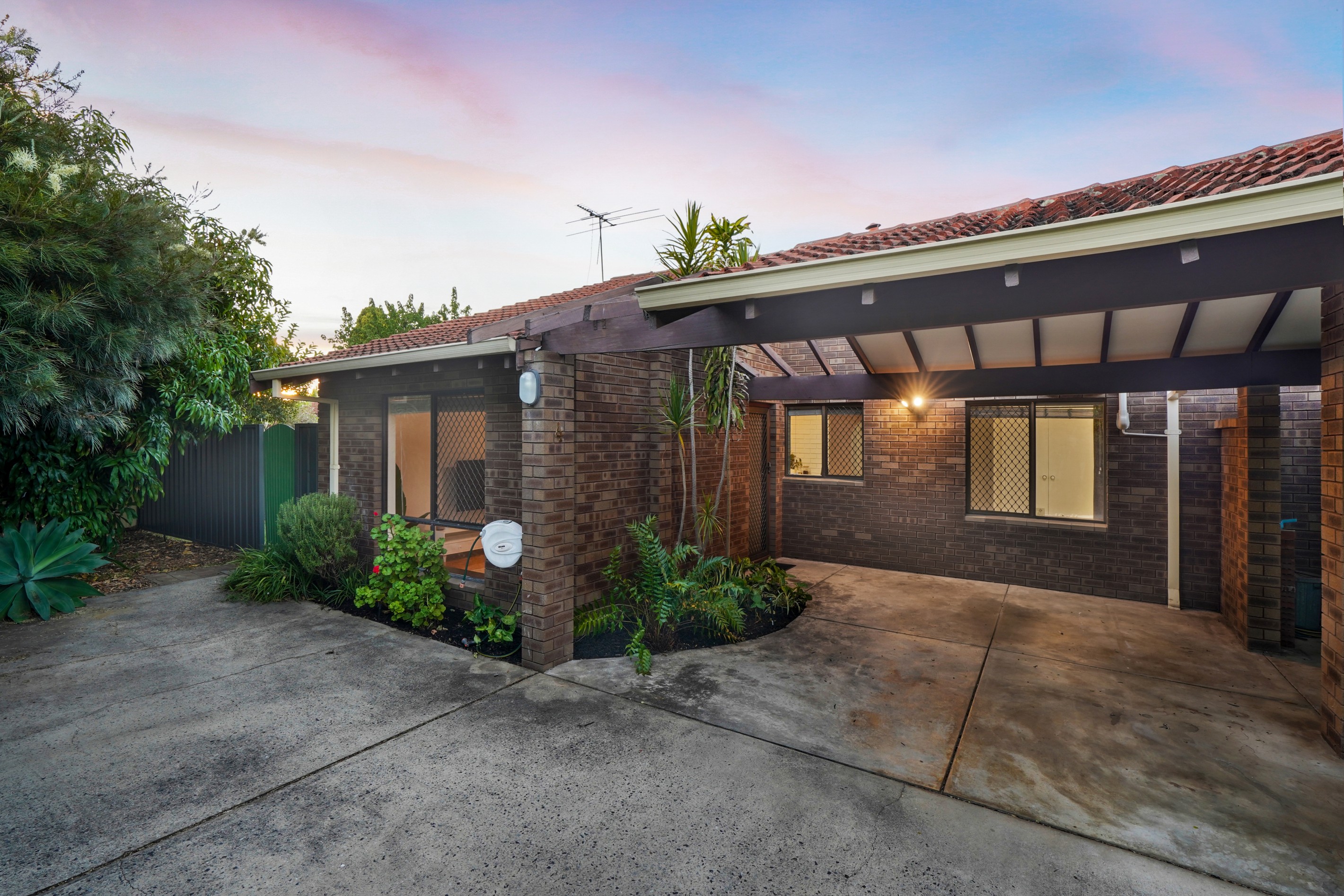 4/169 Eighth Avenue, Inglewood, WA 6052