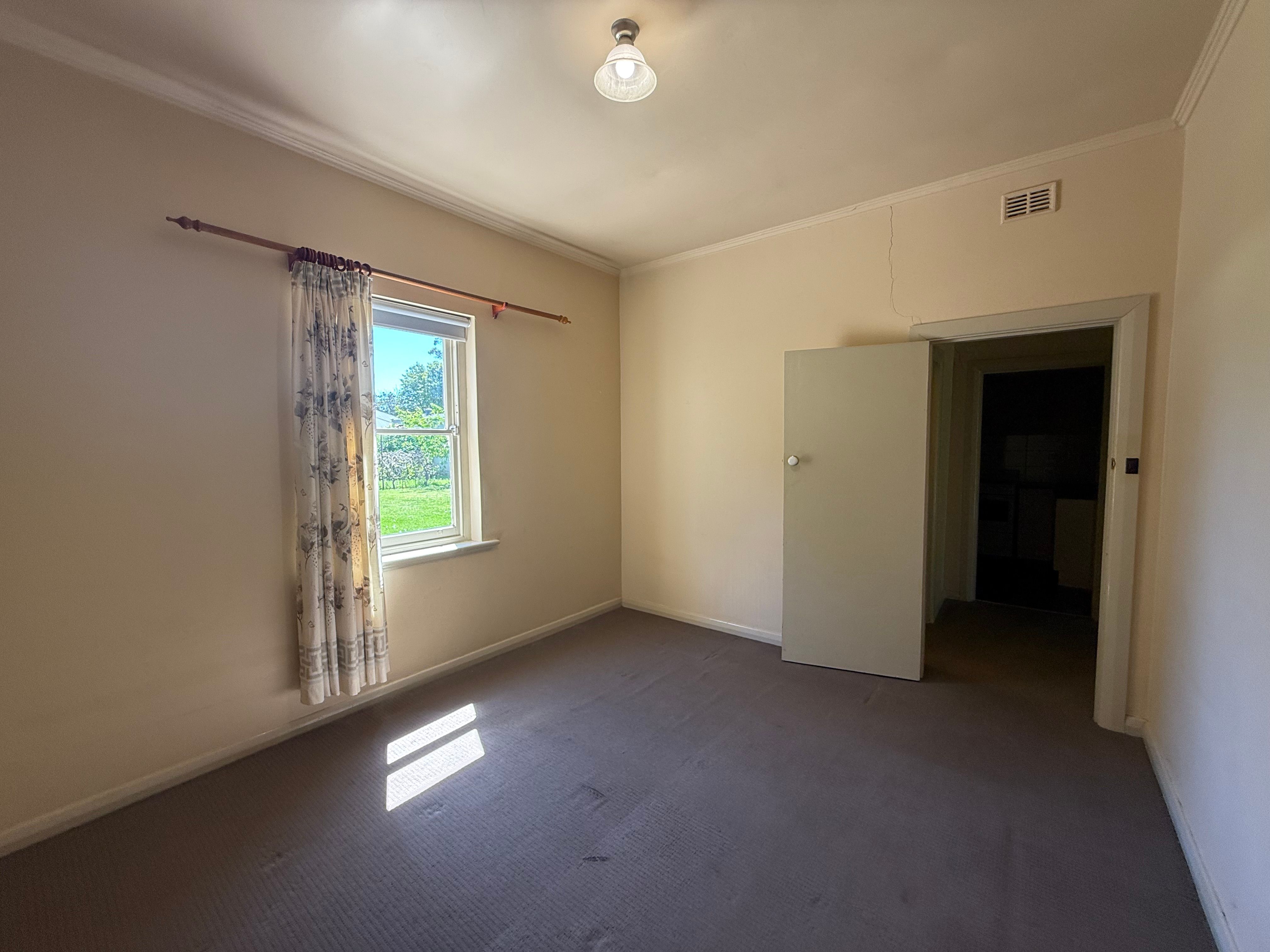 3 Grivell Road — photo 7 of 10