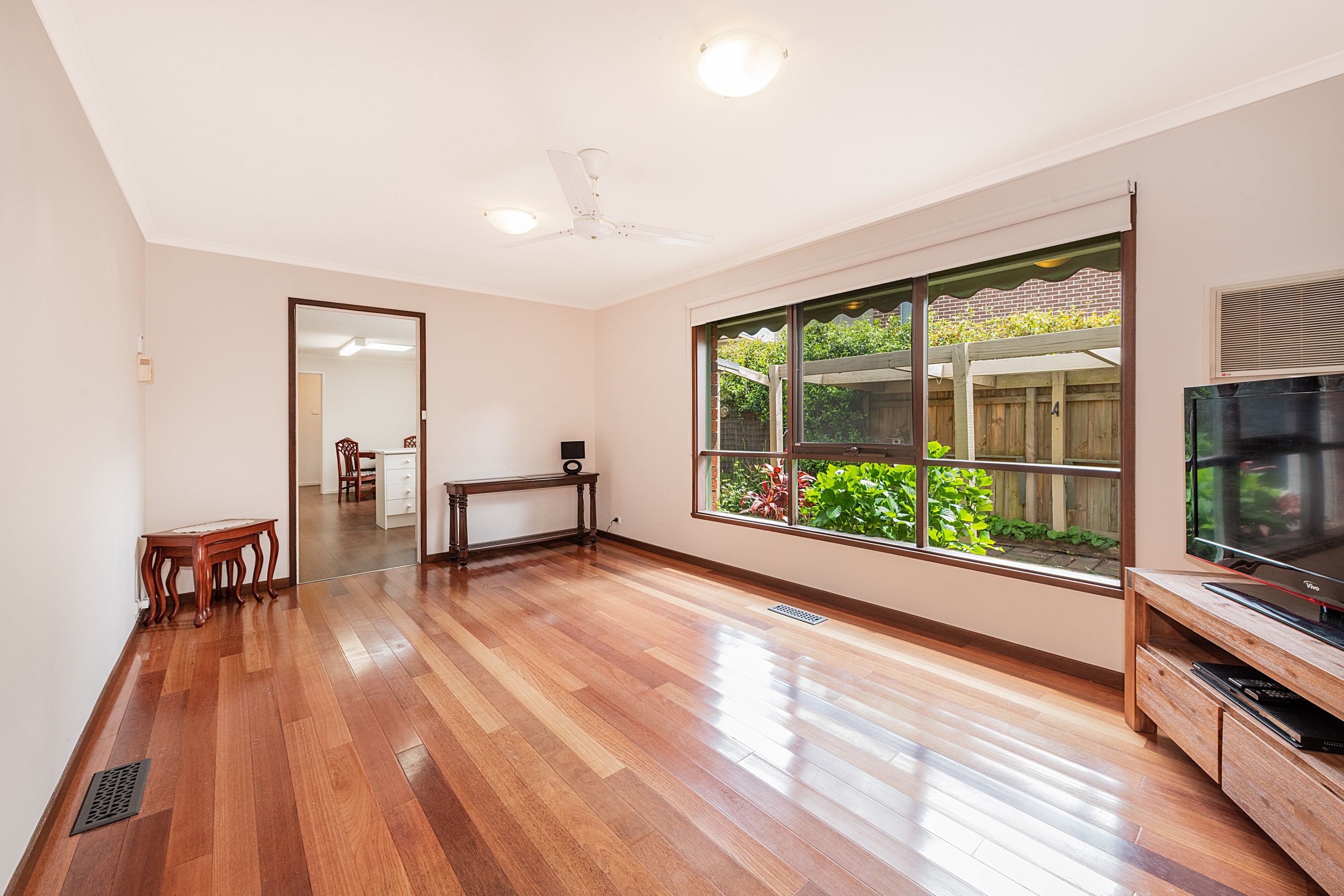 2/31 Forest Road, Ferntree Gully, VIC 3156