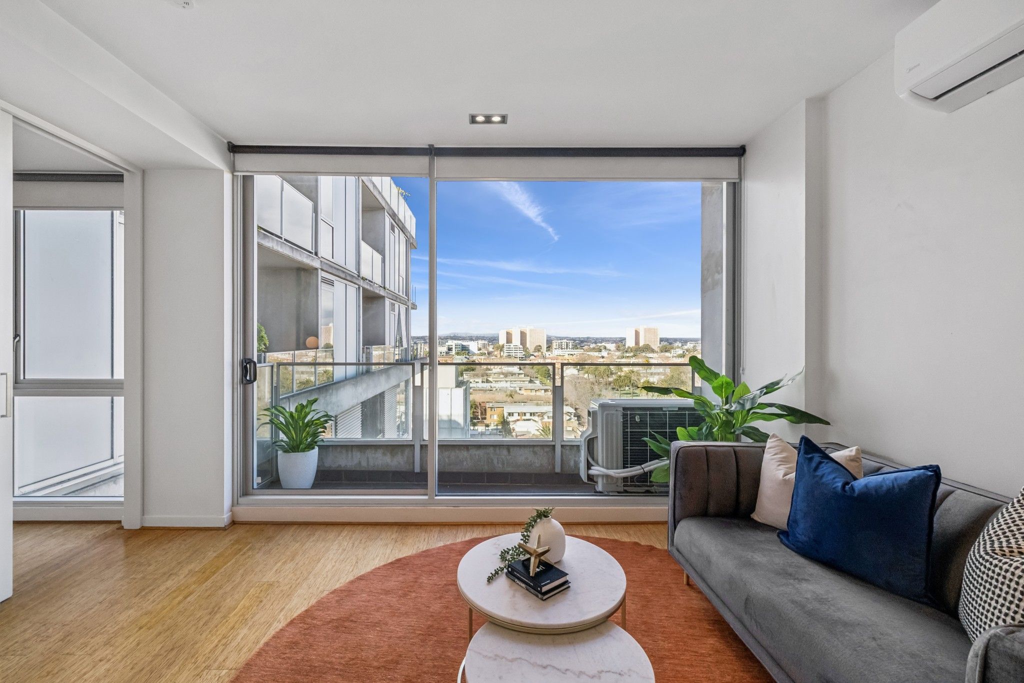 901V/162 Albert Street, East Melbourne, VIC 3002