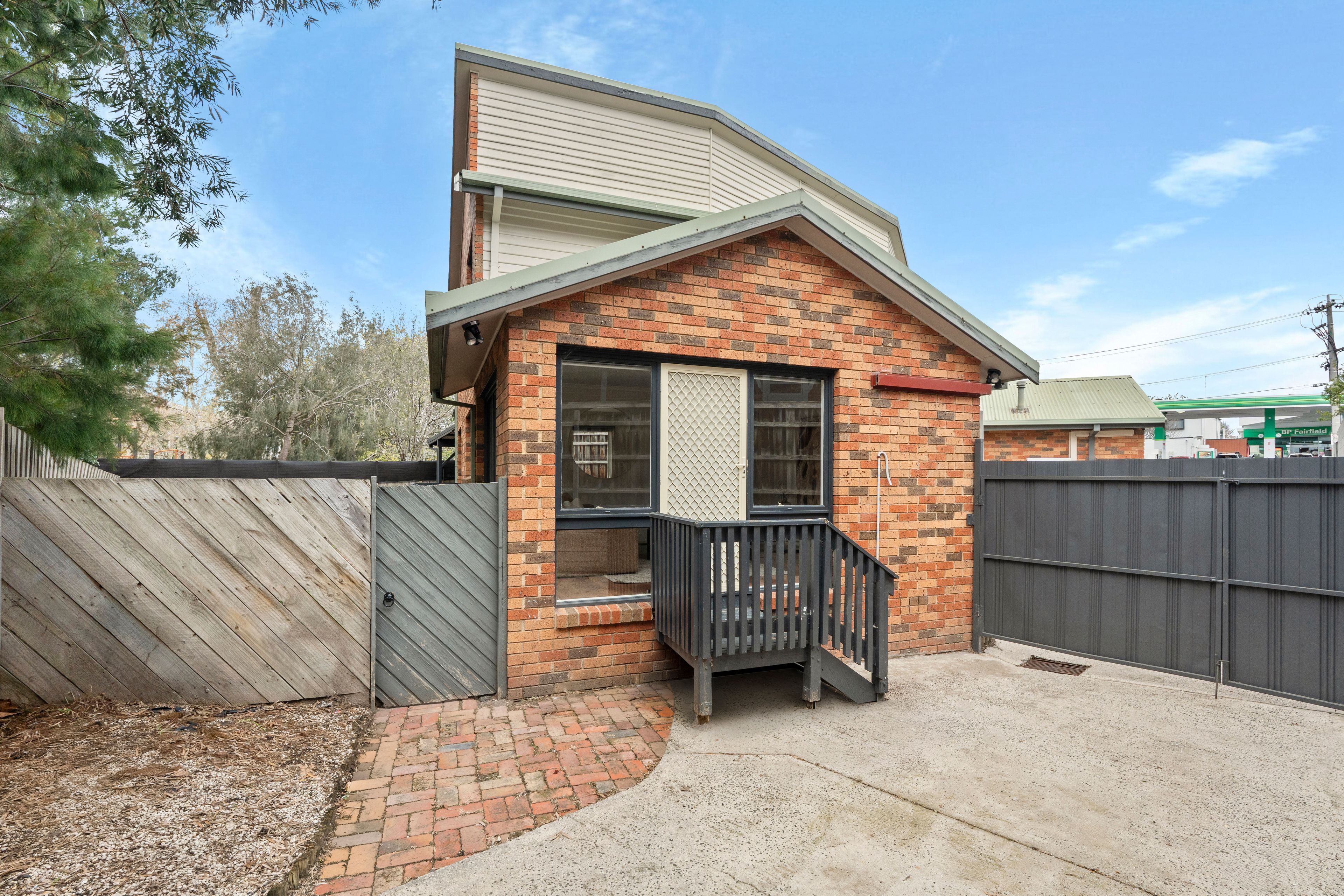 1/491 Heidelberg Road — photo from Ray White Eltham