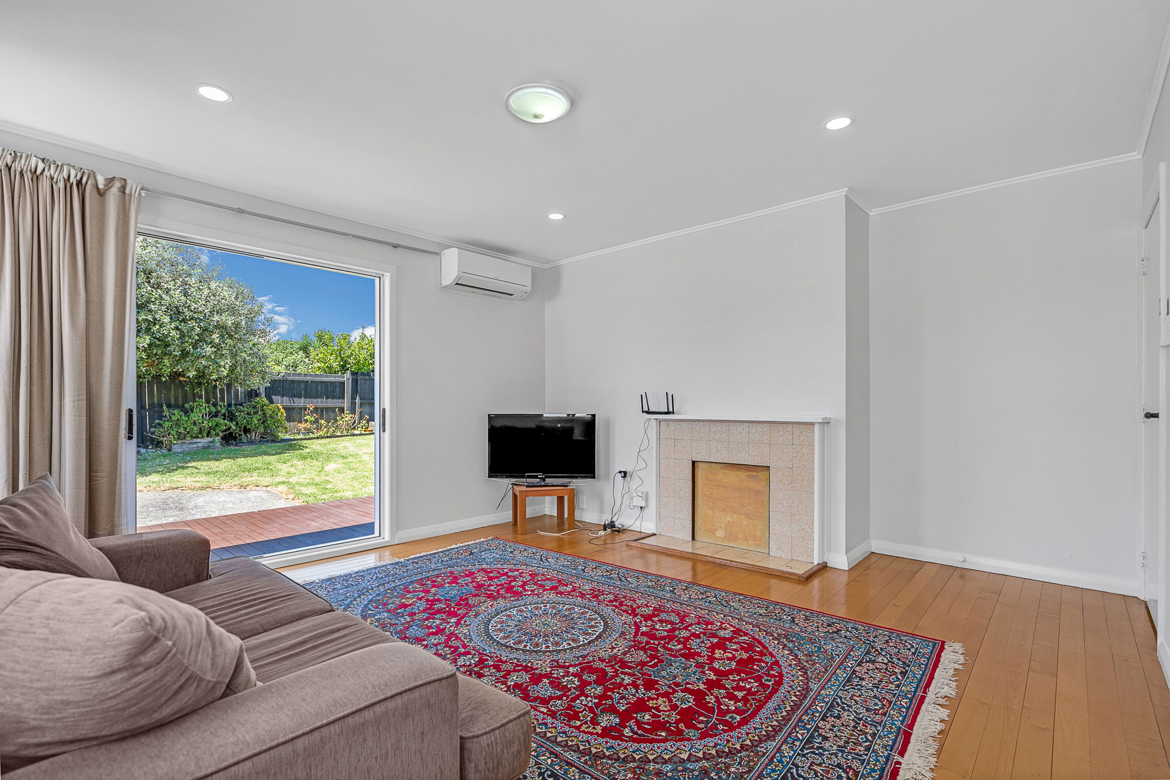 6 Hobson Drive, Panmure, Auckland City