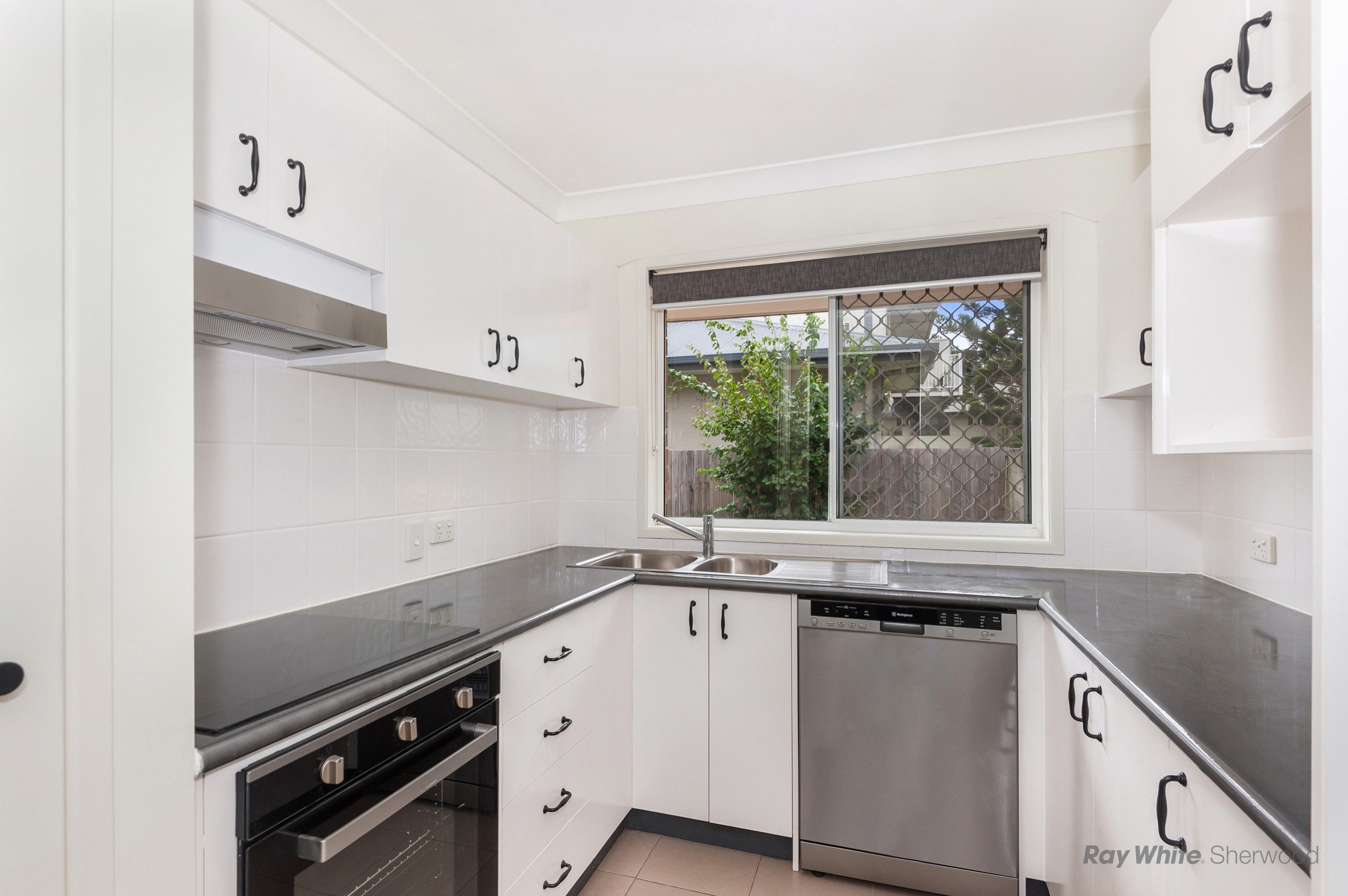 4/16 Coyne Street, Sherwood, QLD 4075