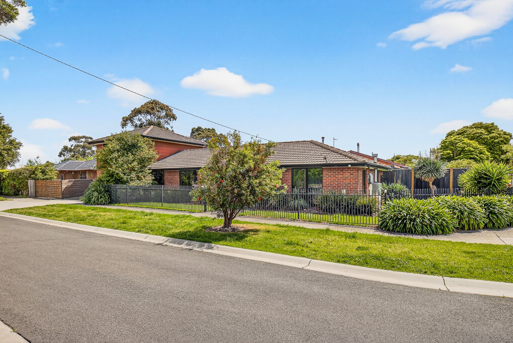 11 Roberts Road, Cranbourne, VIC 3977