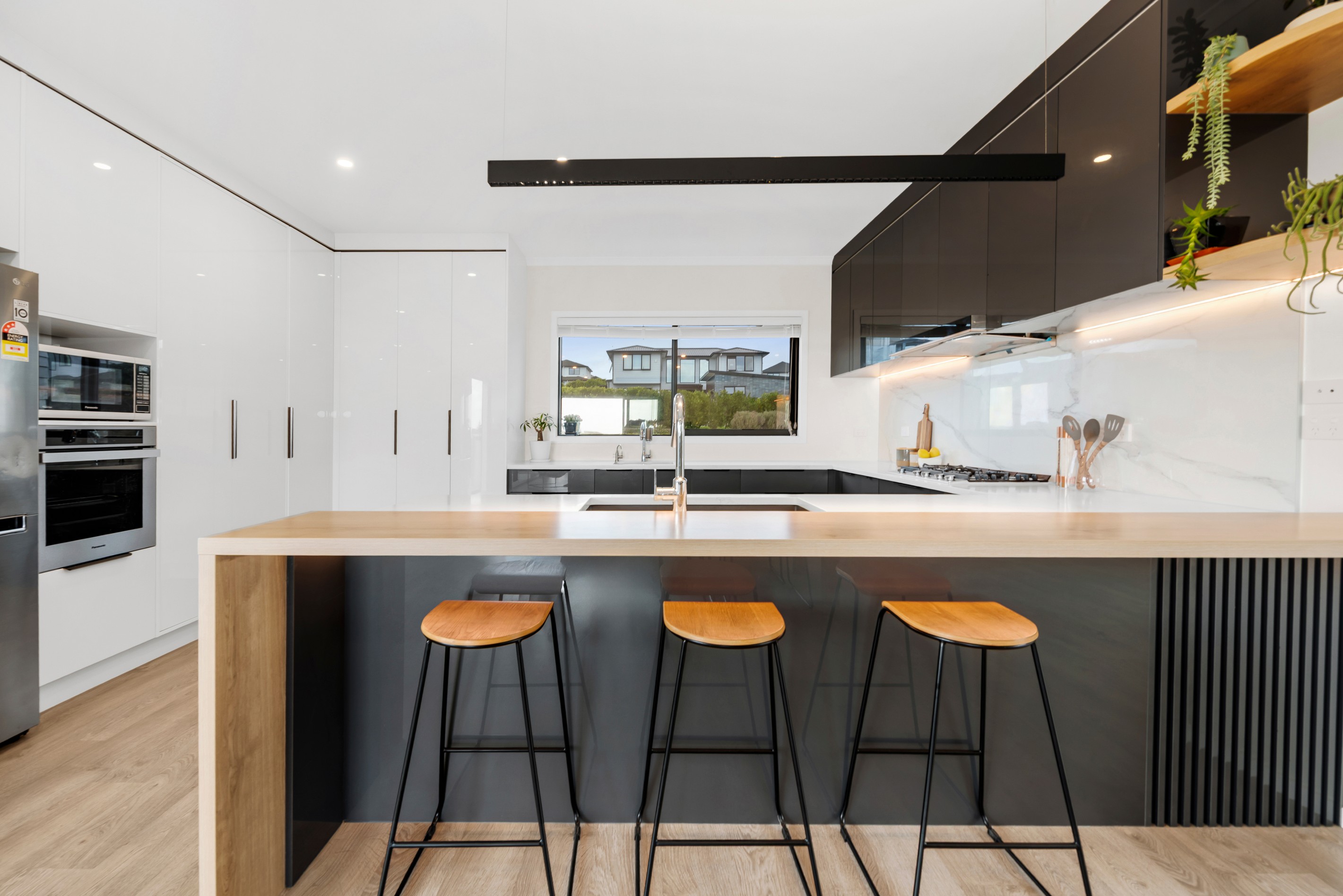 11 Whawhaki Road, Beachlands, Manukau City