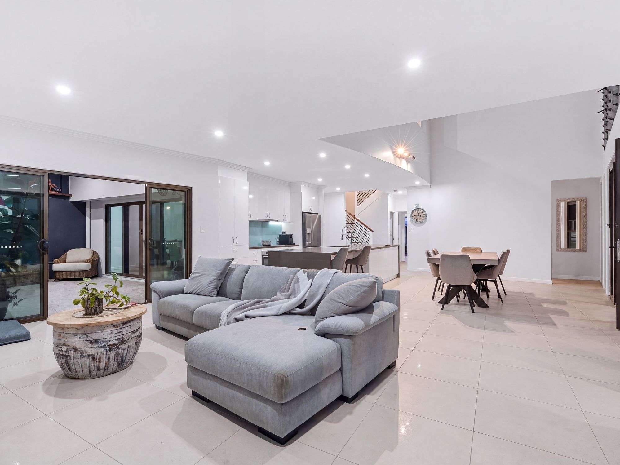23 Champagne Boulevard — photo 10 of 30