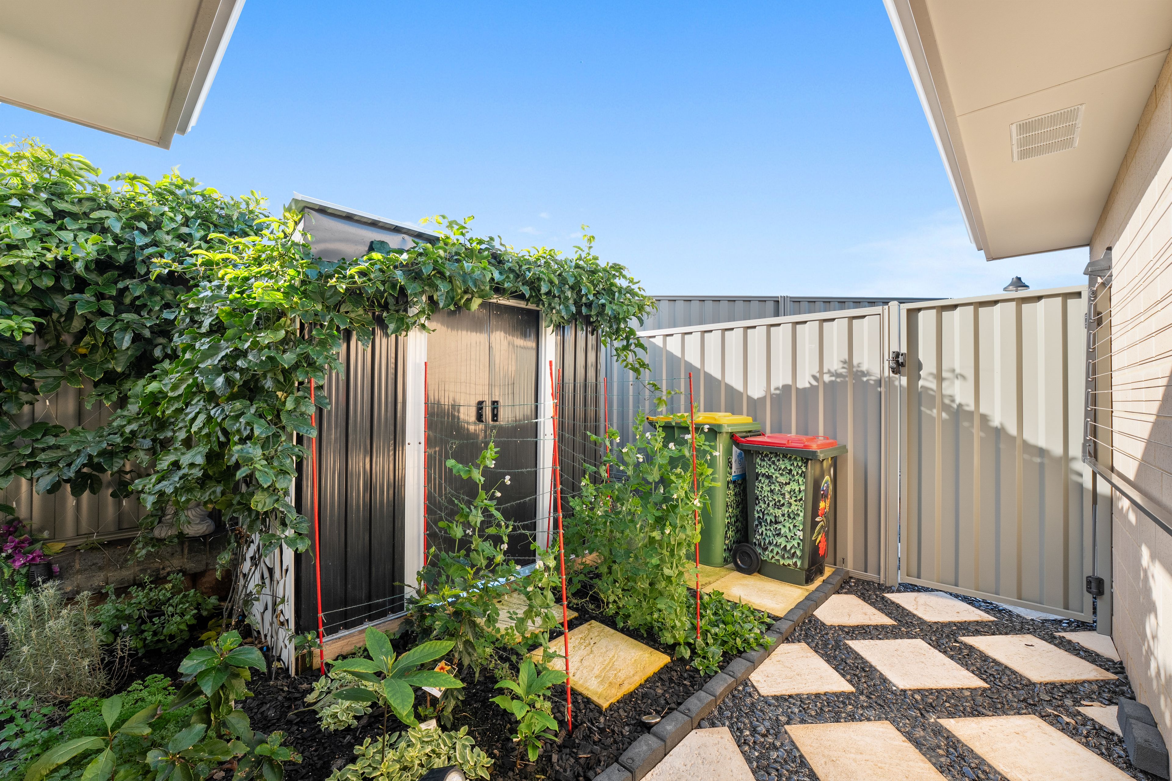 2 Bibra Way — photo 30 of 30