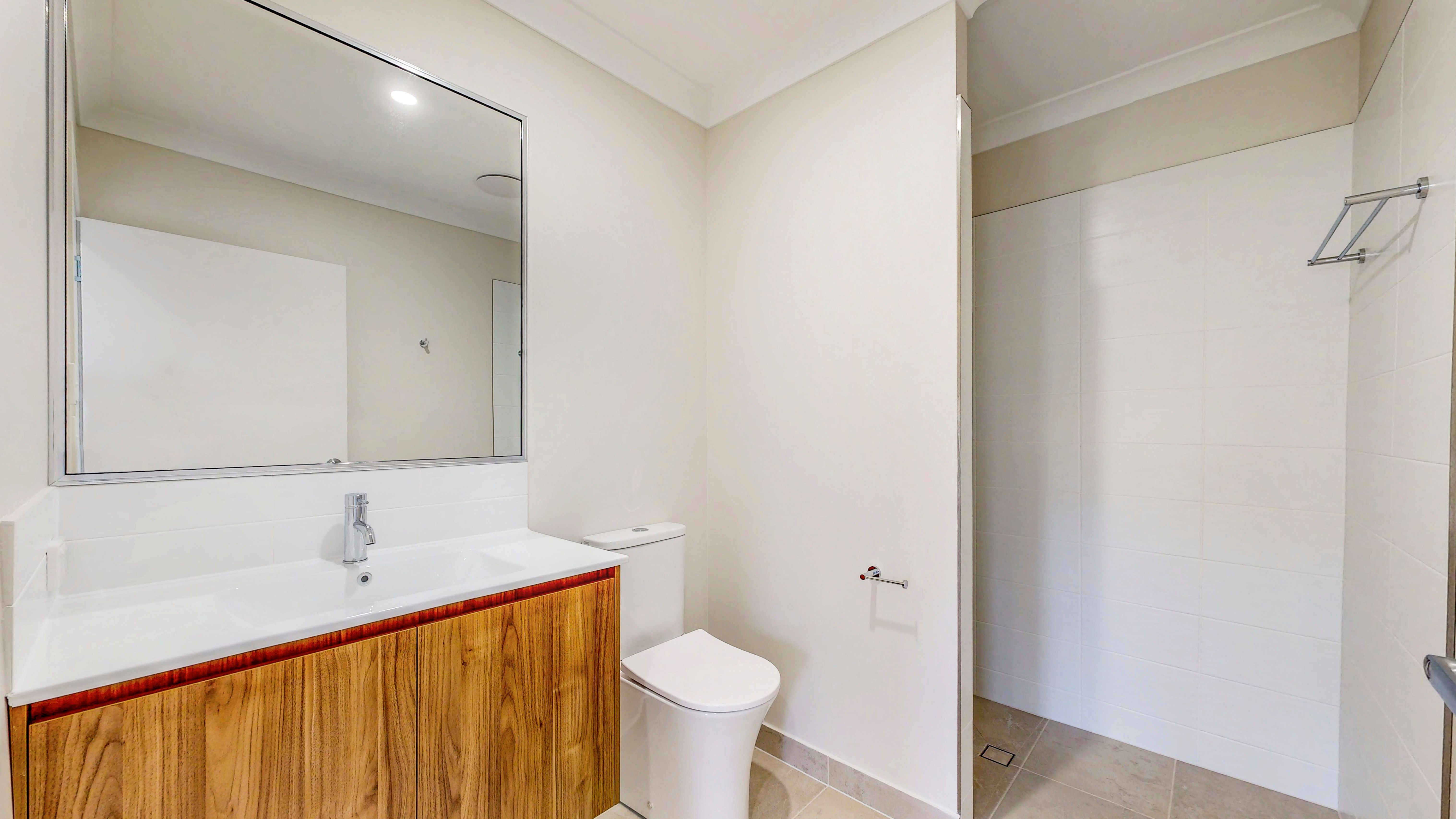 18 Tessellaris Court — photo 4 of 8