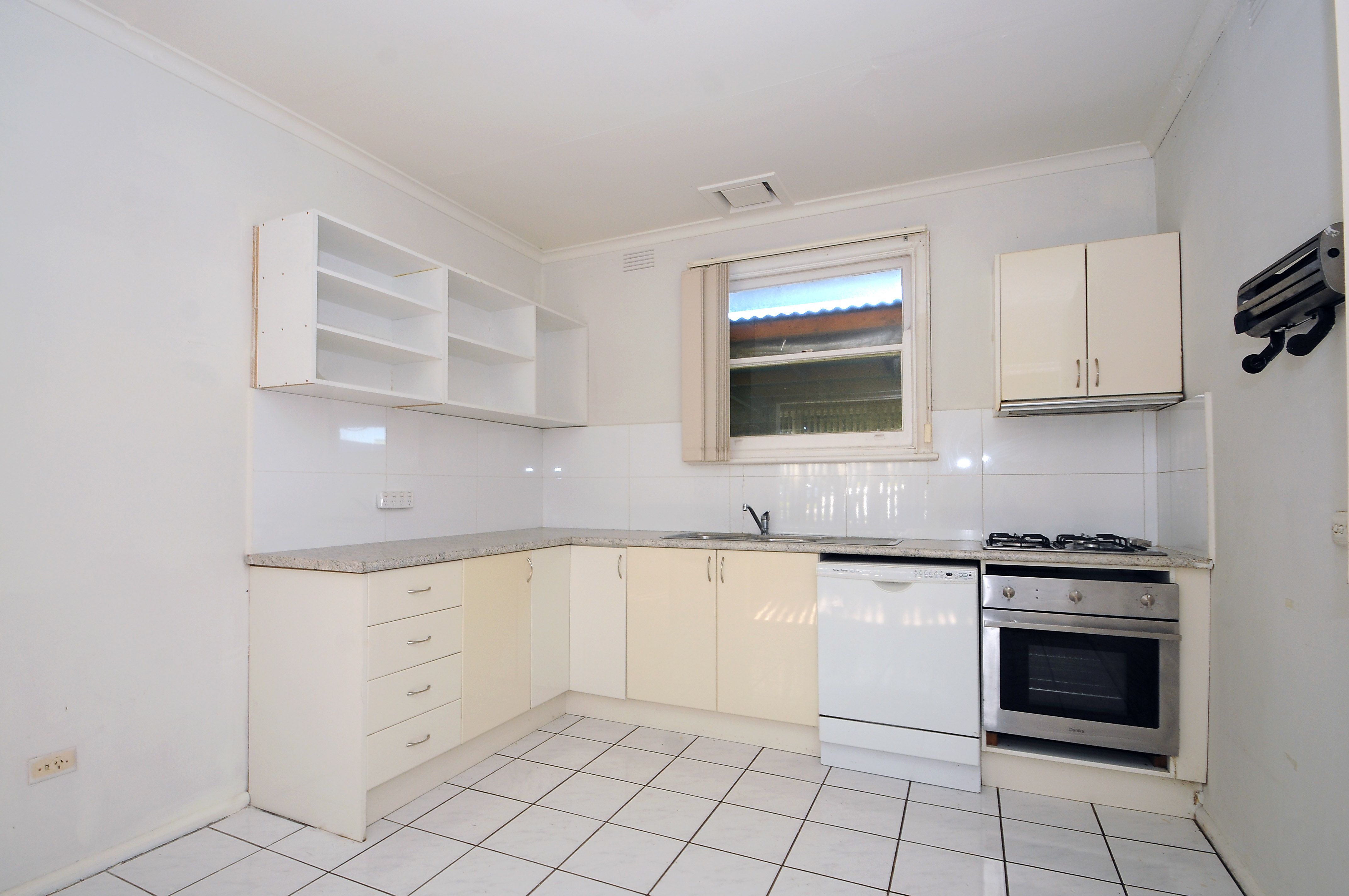 2 Broadoak Street, Noble Park, VIC 3174