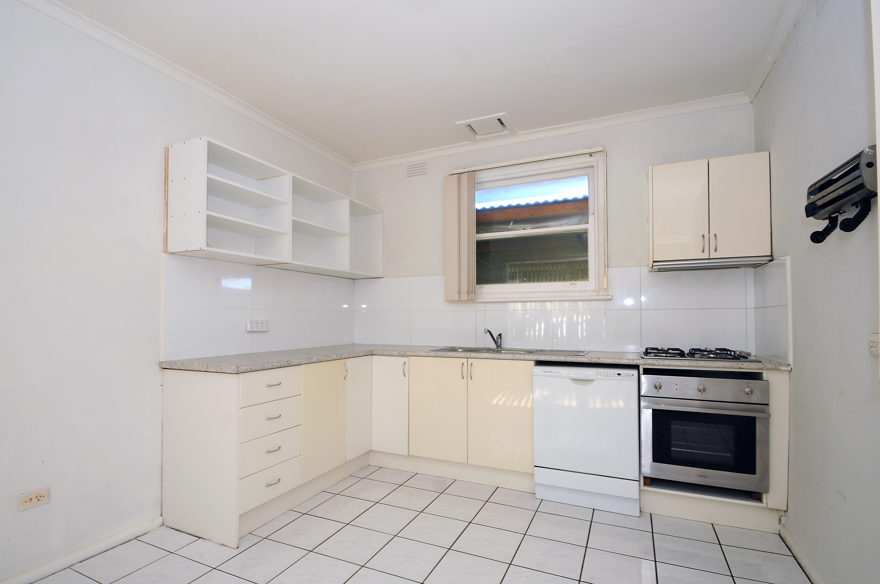 2 Broadoak Street, Noble Park, VIC 3174