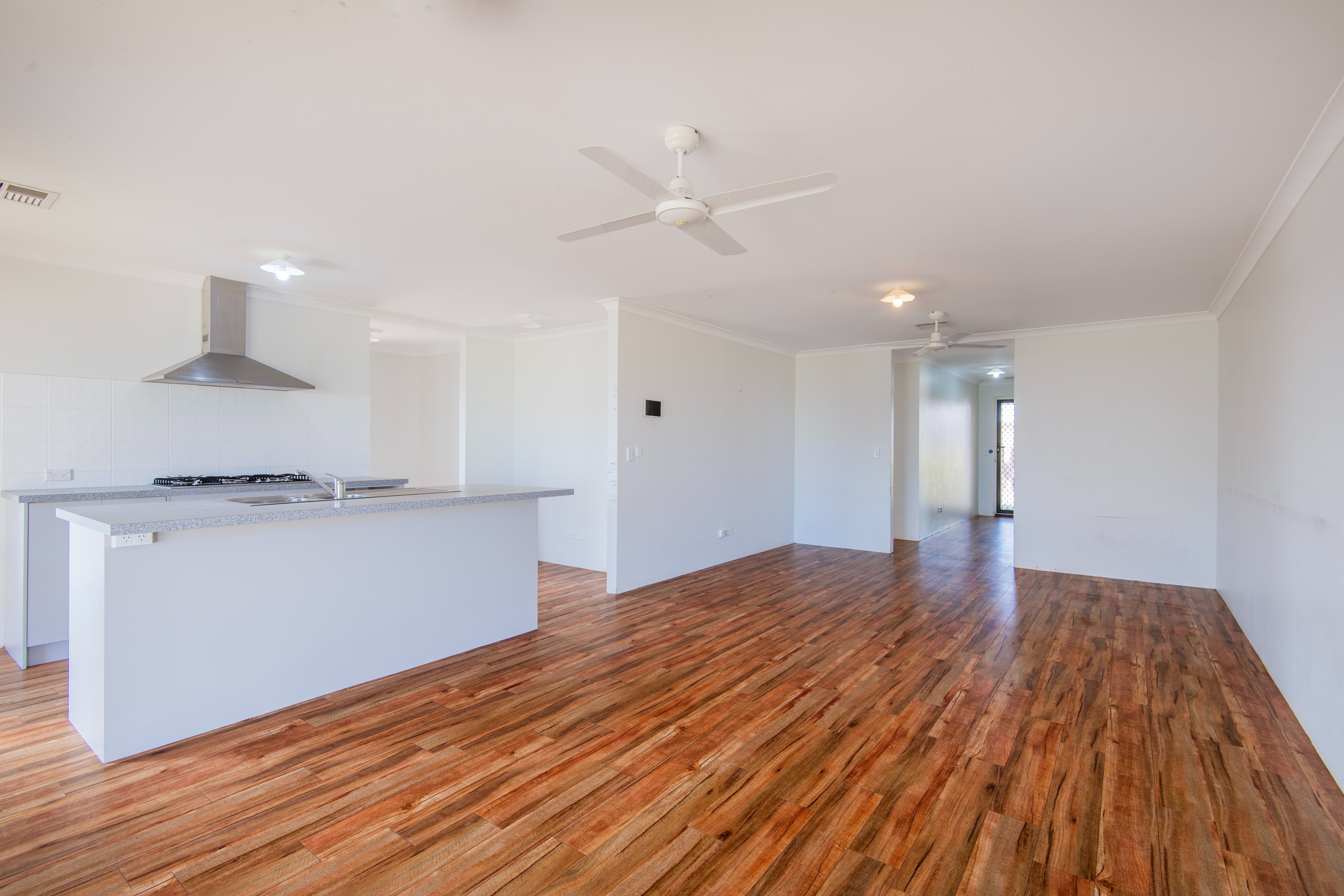 19 Donegal Street — photo 3 of 30
