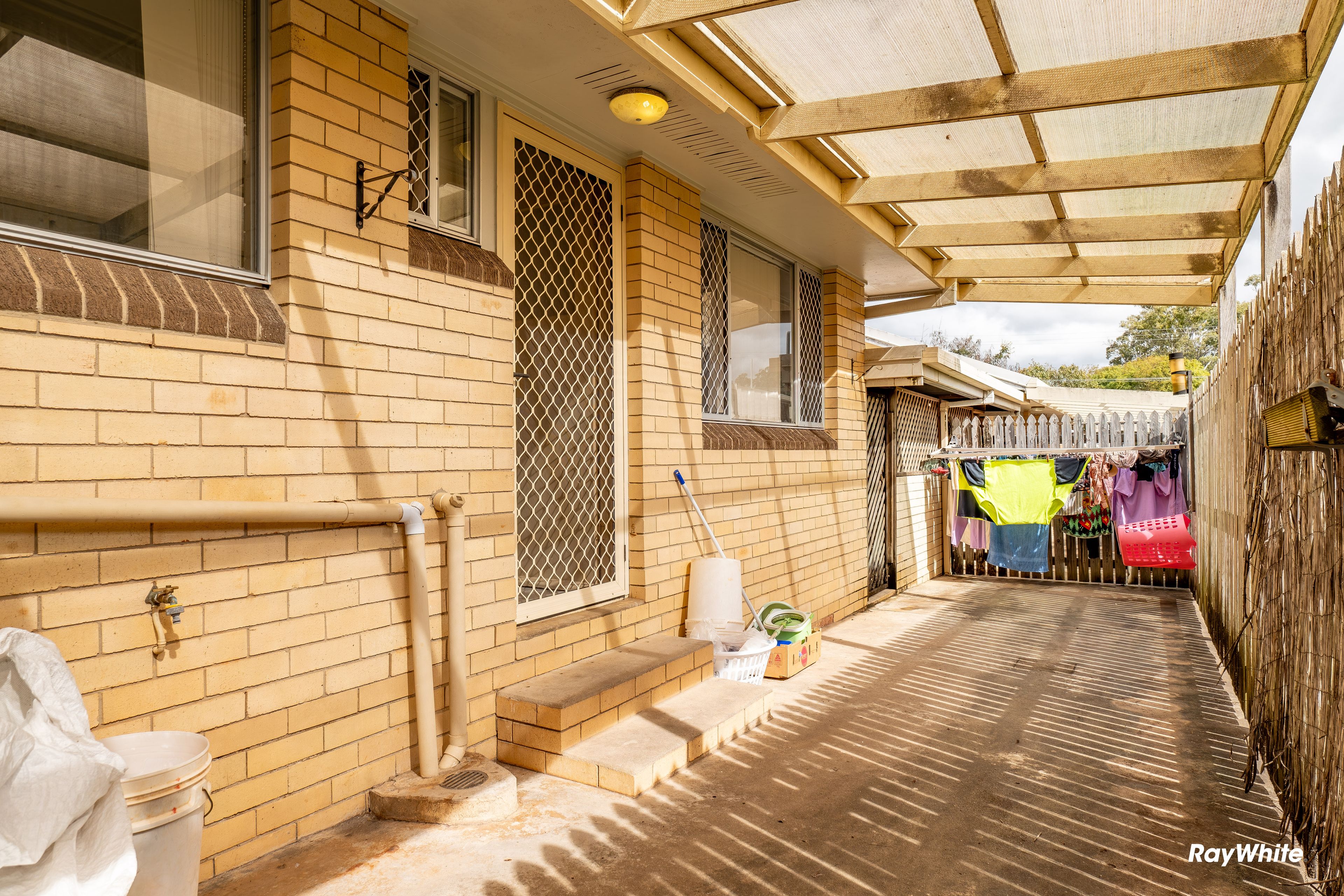 4/10 McVeigh Street — photo 13 of 18