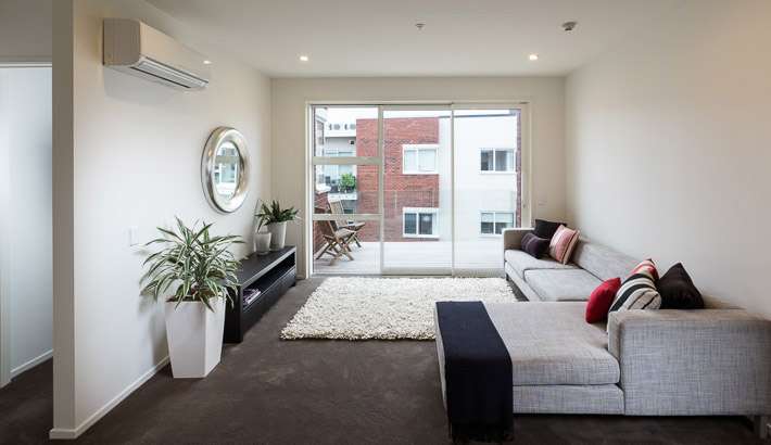 102/62 Surrey Crescent photo 0