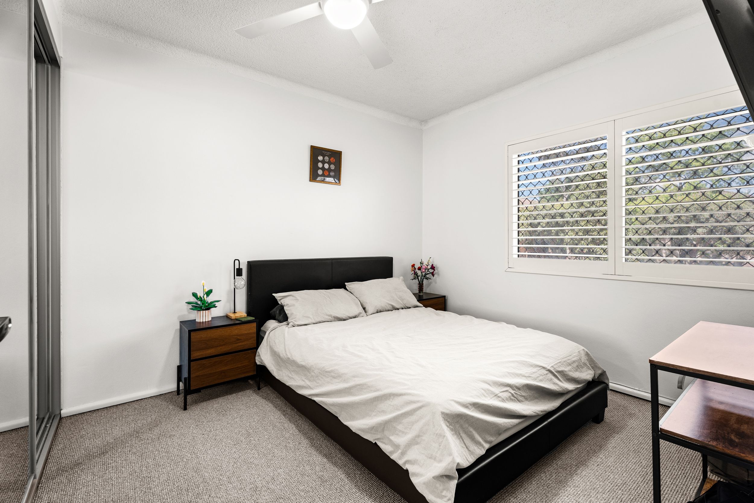 1/5-7 Thurston Street — photo 7 of 18