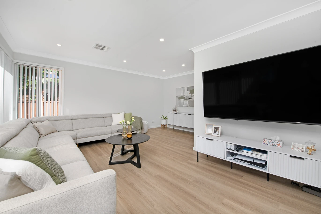 38 St Clair Avenue, St Clair, NSW 2759