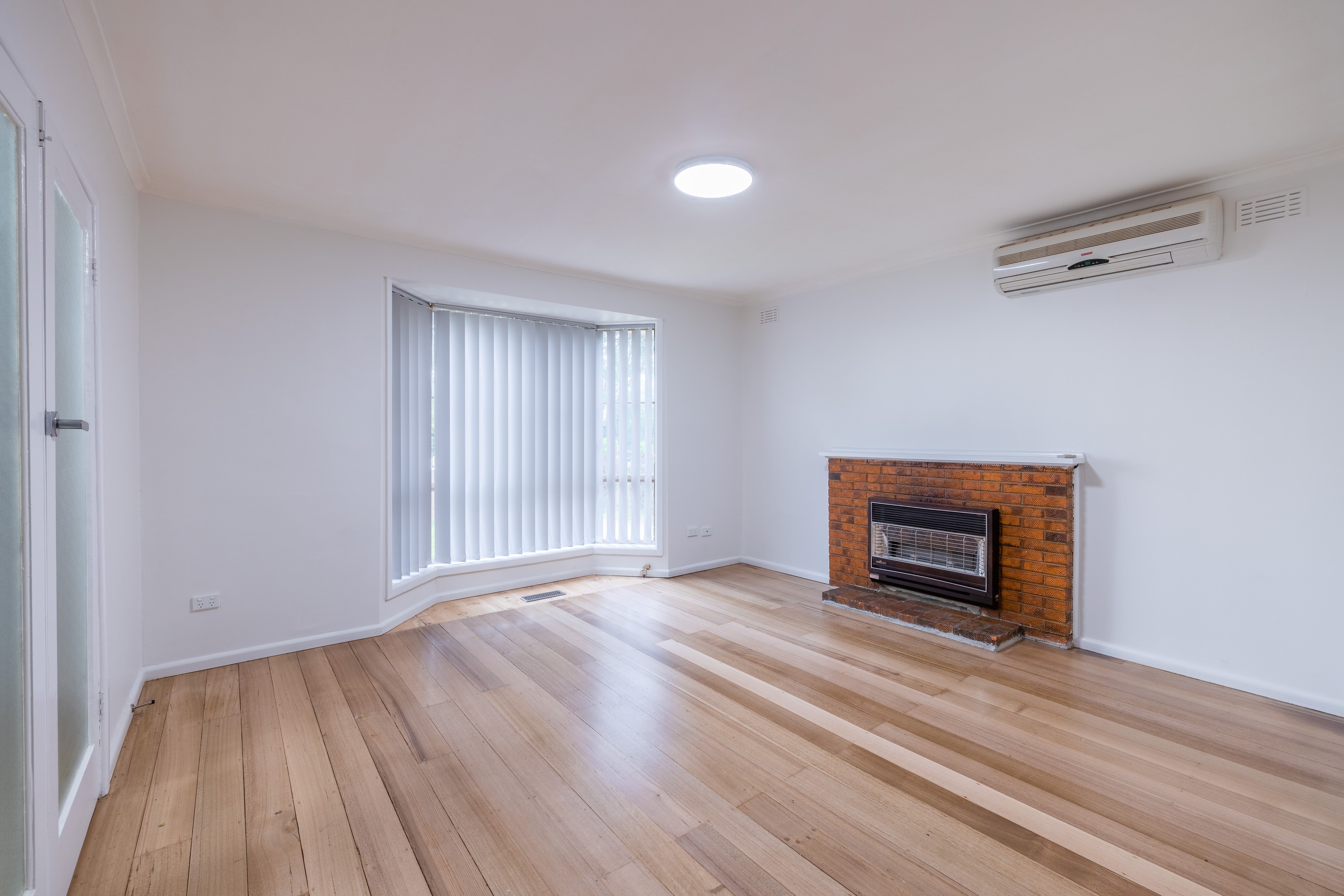 1/8 Medhurst Street, Burwood East, VIC 3151