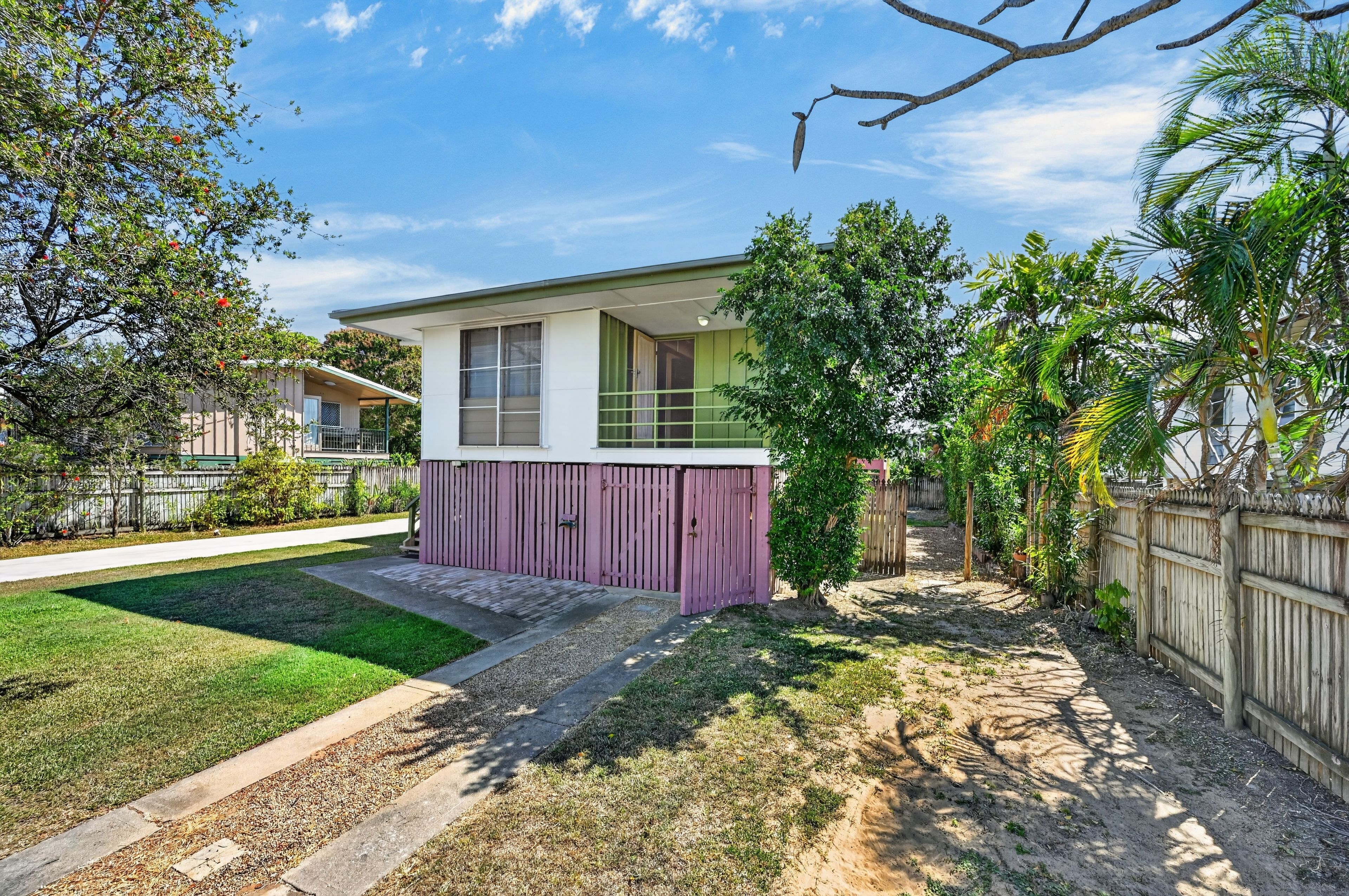 23 Clements Crescent — photo 18 of 19