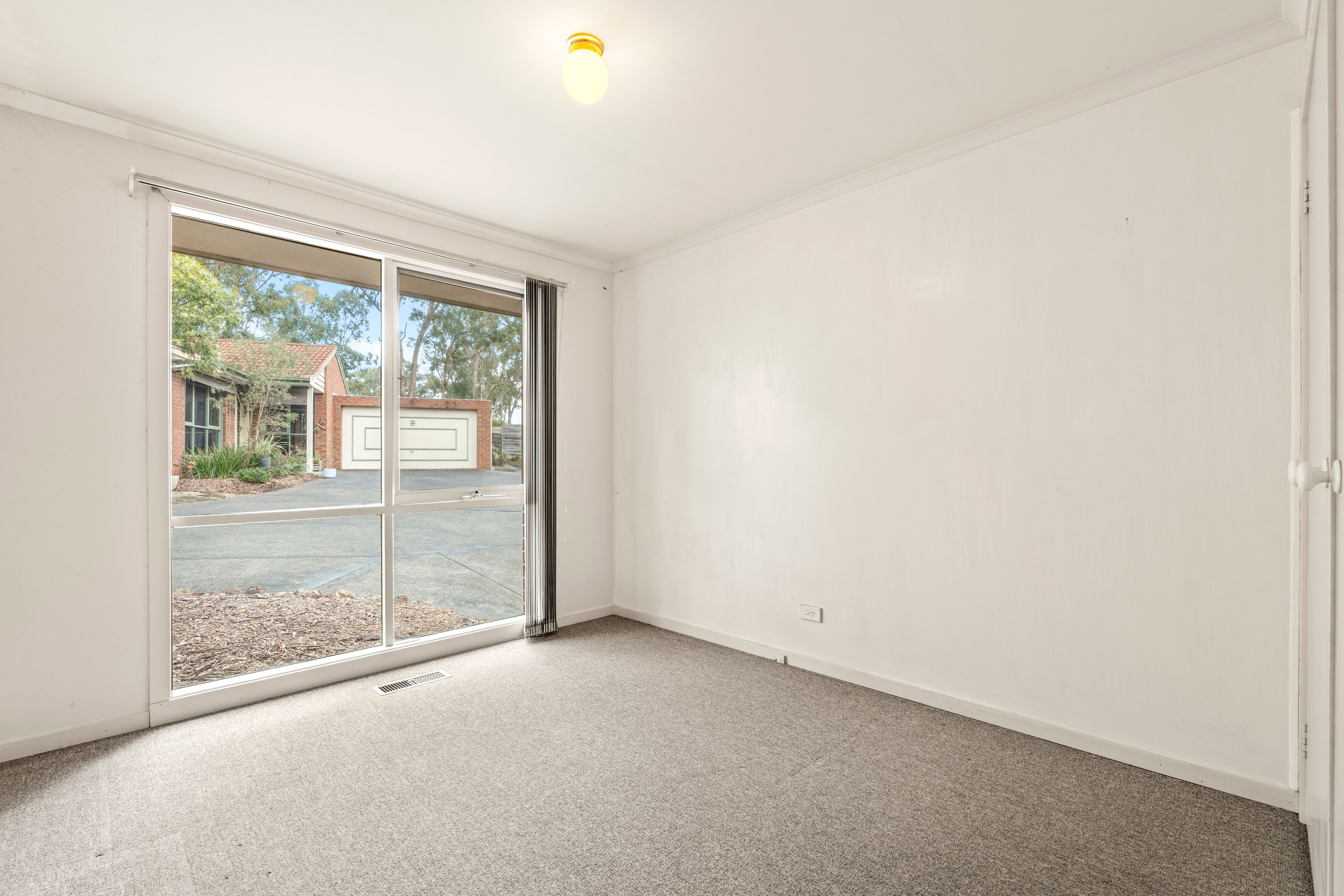 7/12 Shalbury Avenue — photo 8 of 10