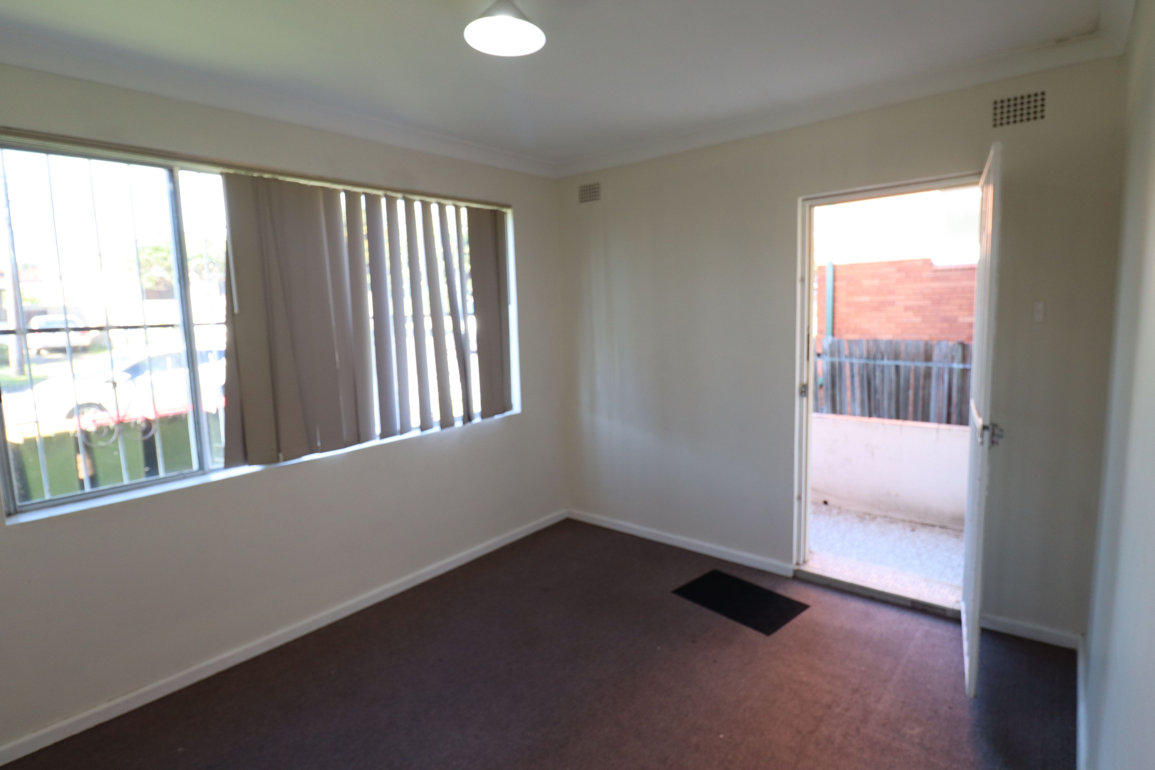 1/46 Mccourt Street — photo 5 of 6