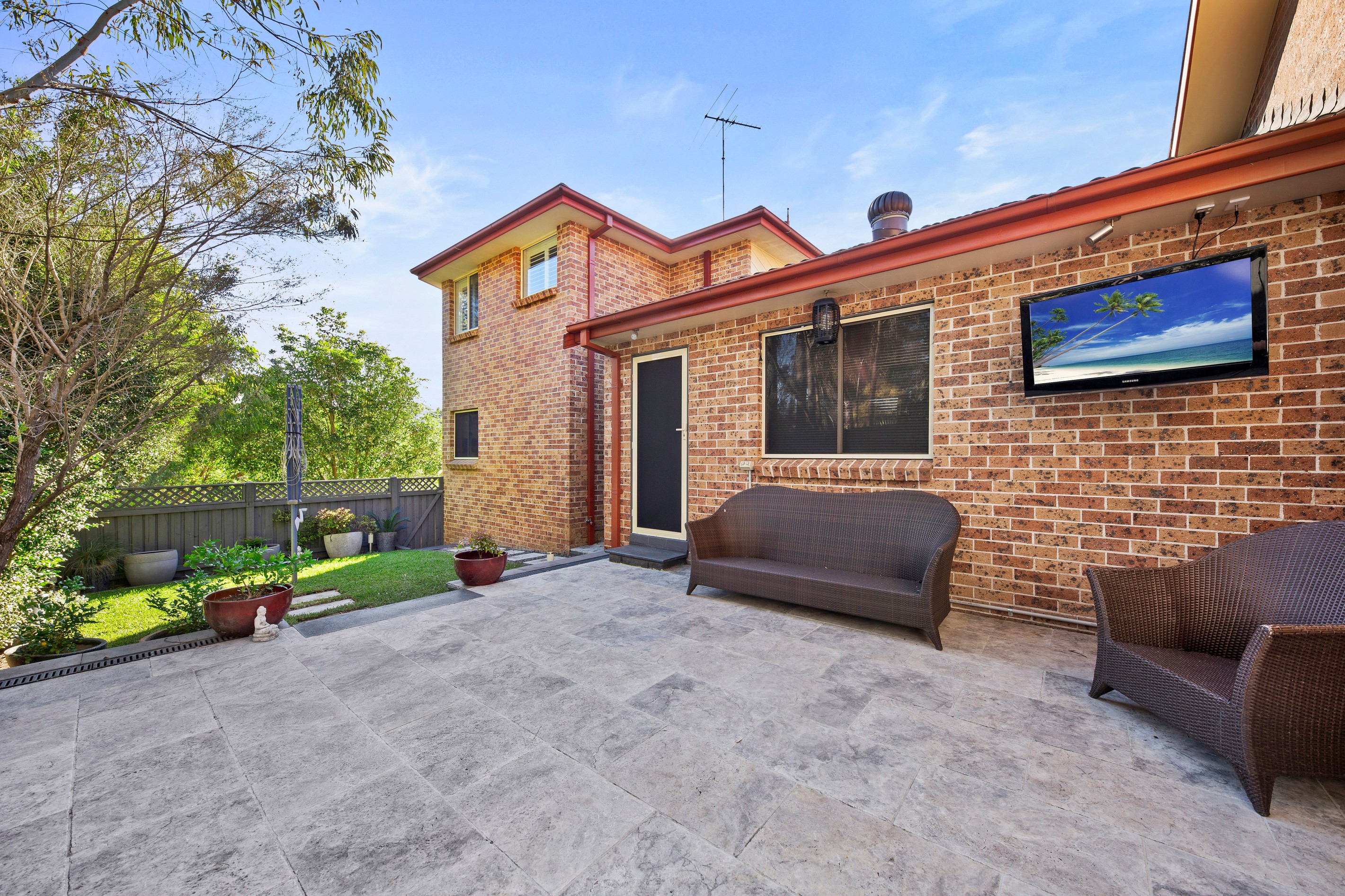 2/104-106 Beaumaris Drive, Menai, NSW 2234
