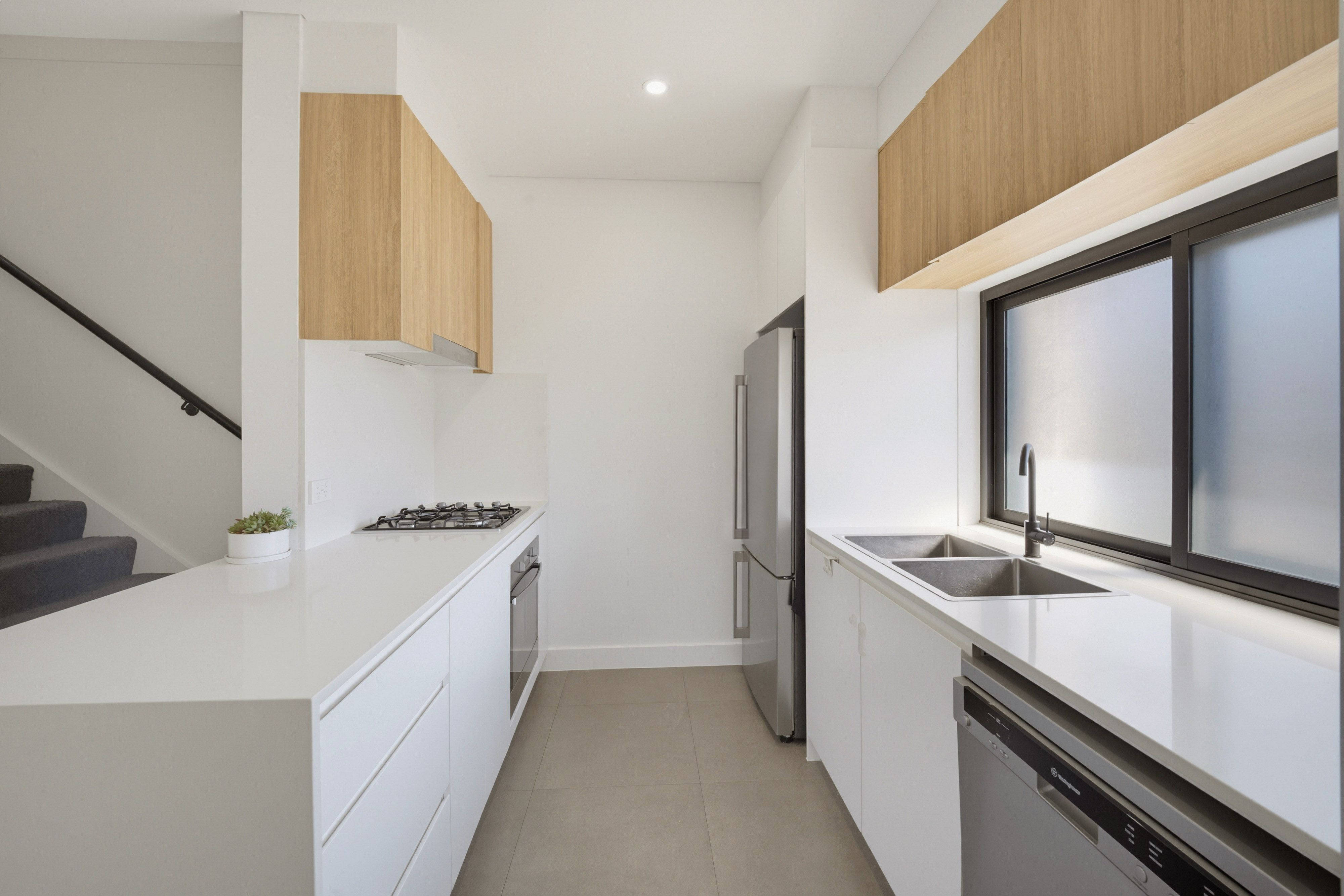 4/16 Thurlow Street — photo 6 of 13