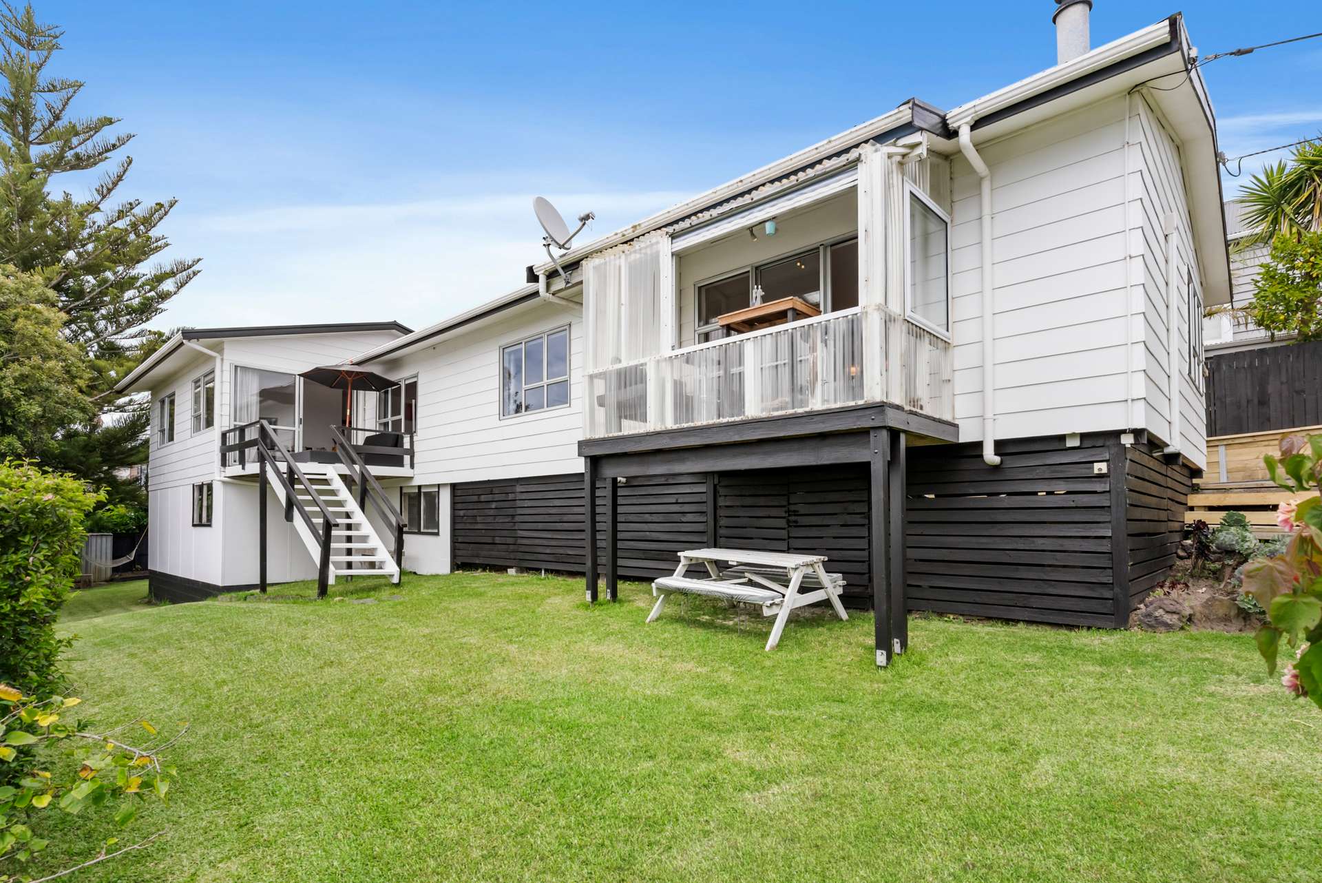 1245 Whangaparaoa Road photo 6